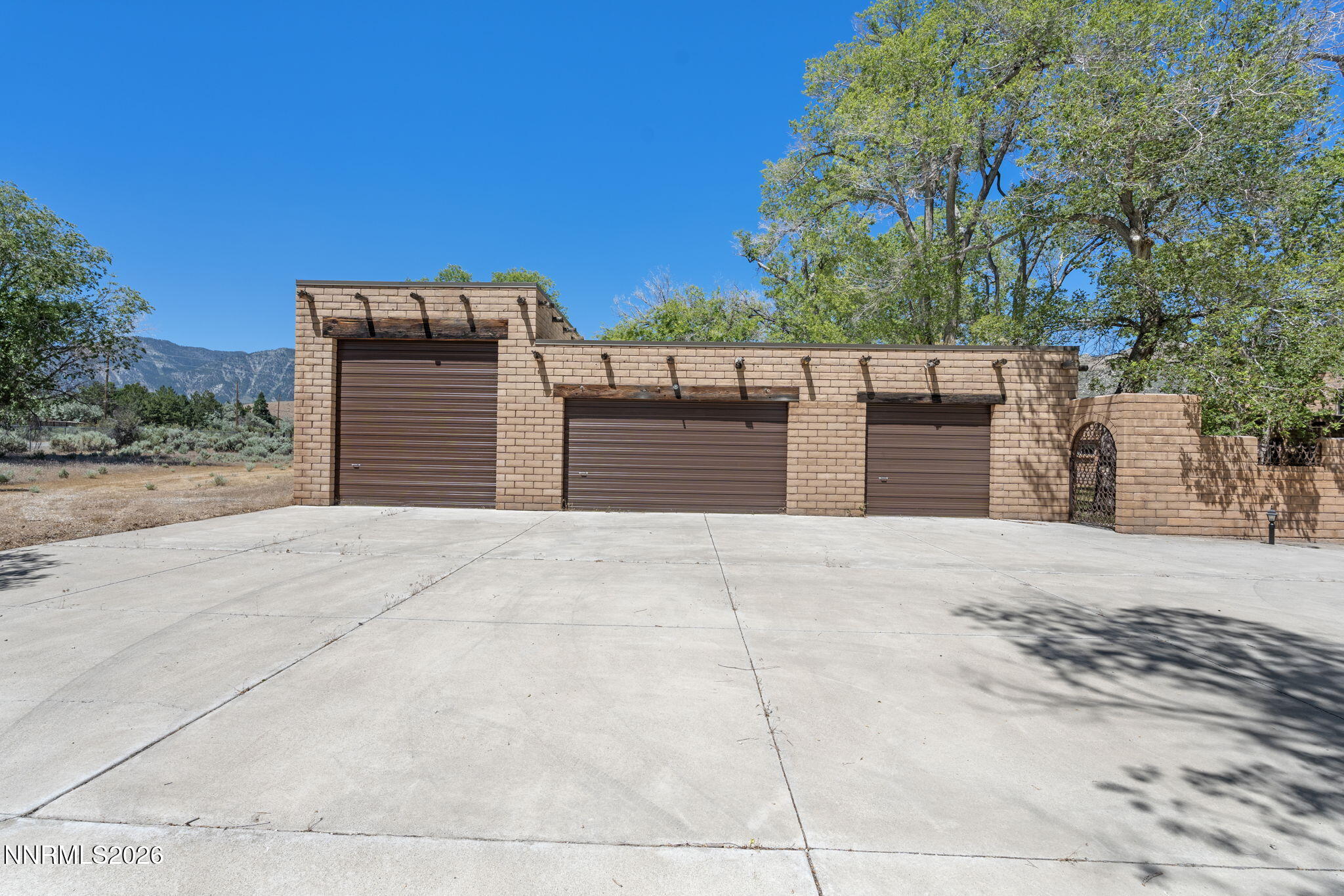 3570 Cherokee Drive Property Photo 9