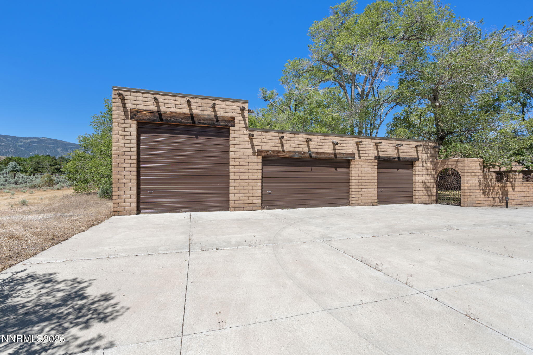3570 Cherokee Drive Property Photo 11