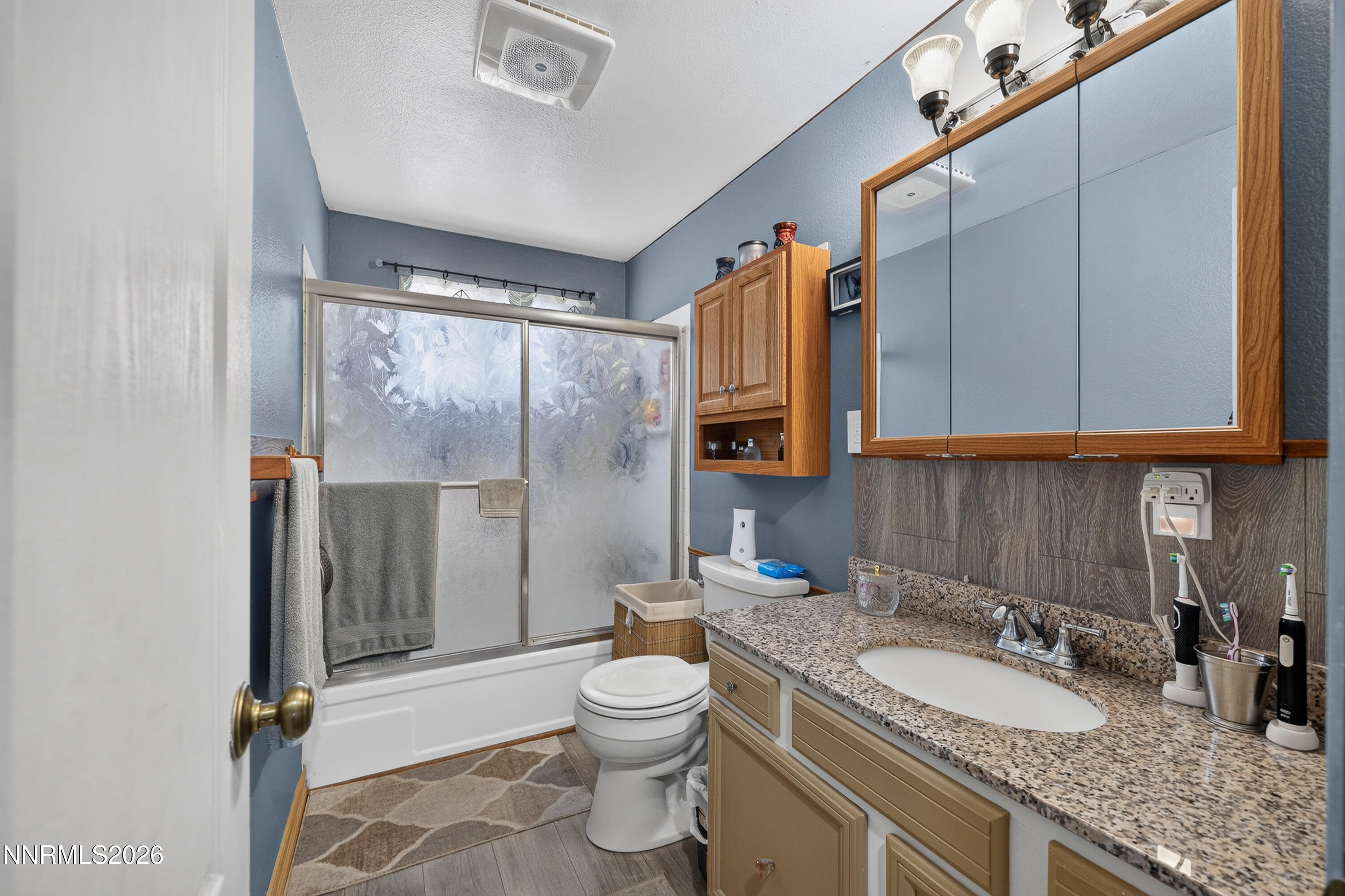 185 E Surge Street Property Photo 11