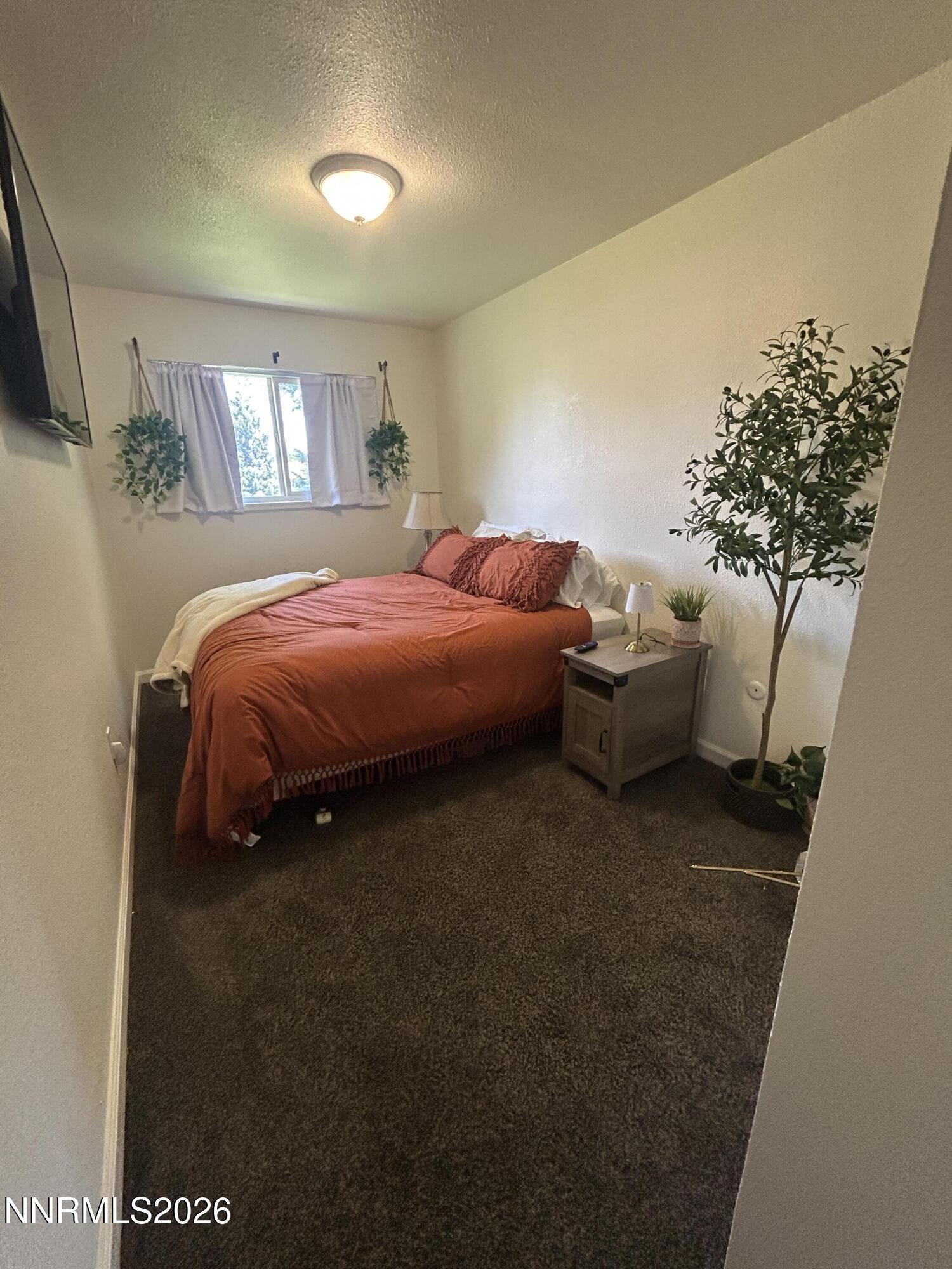 396 Smithridge Park Property Photo 10