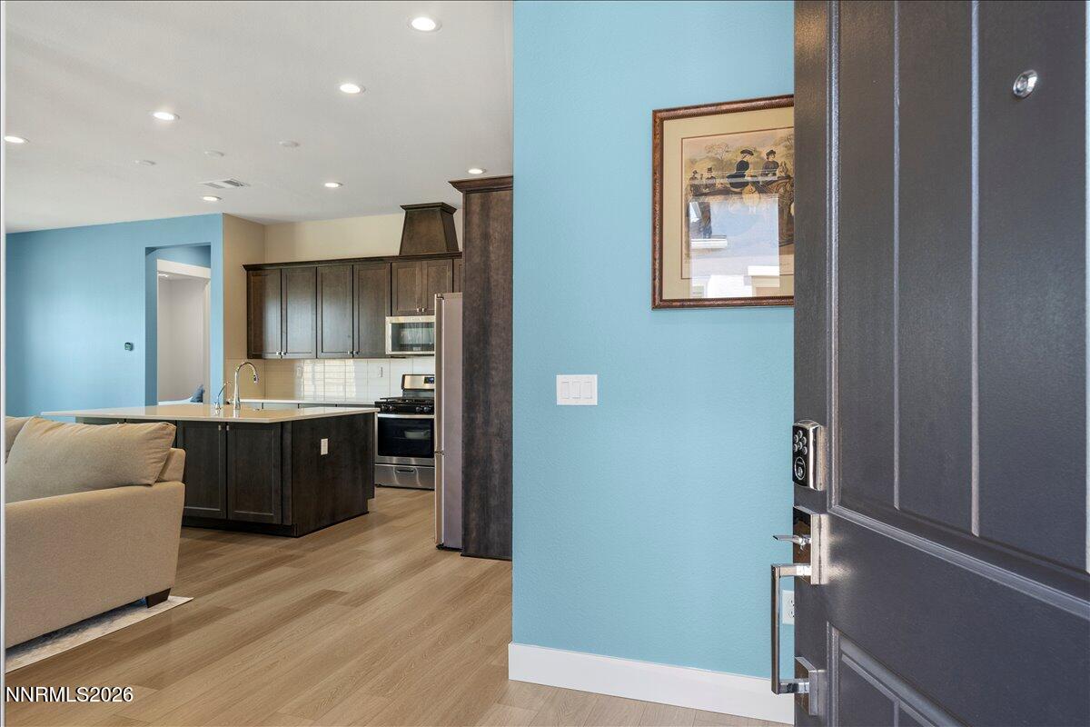 7383 Rustic Sky Drive Property Photo 4