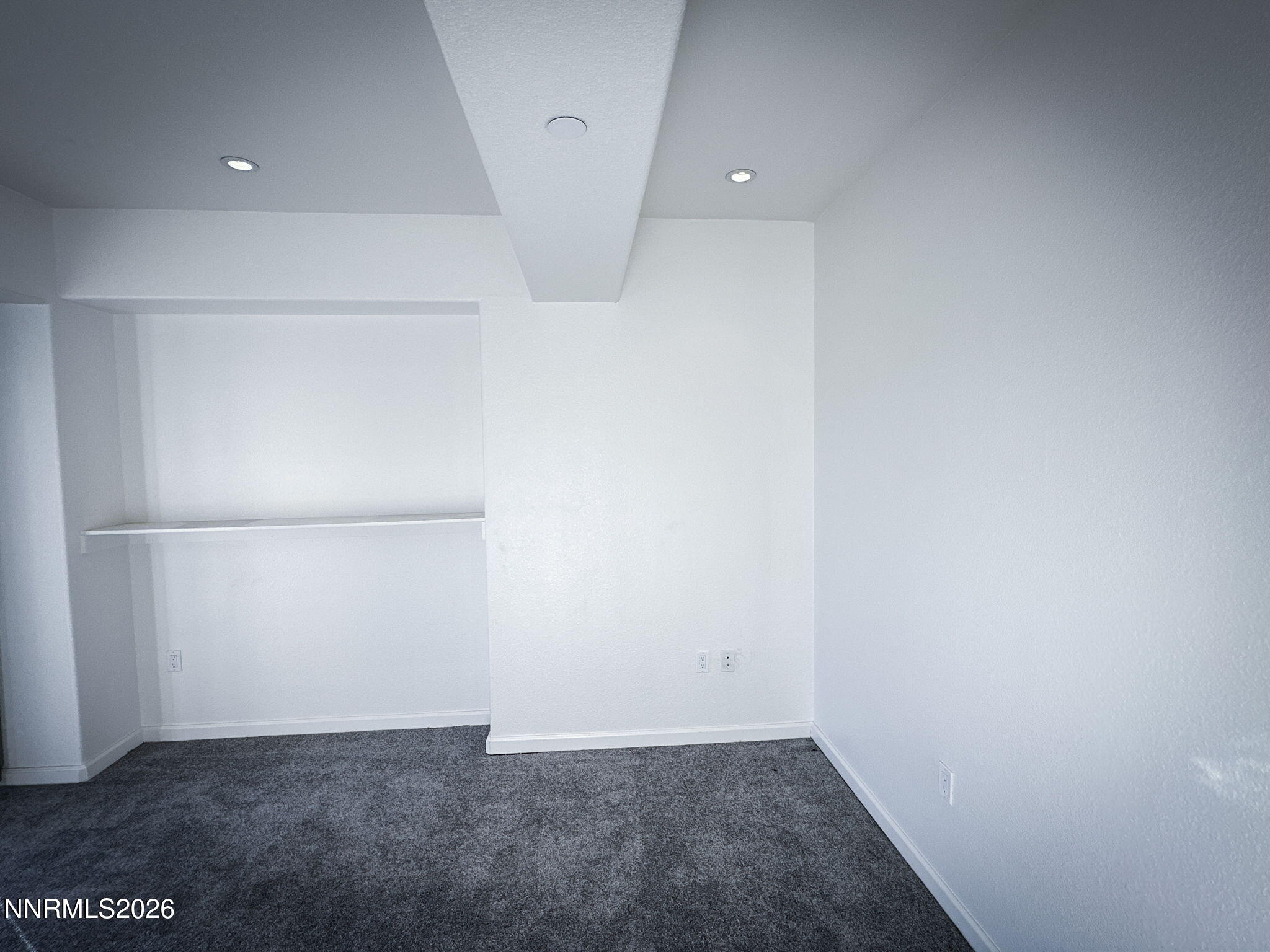 200 W 2nd Street 1007 Property Photo 17