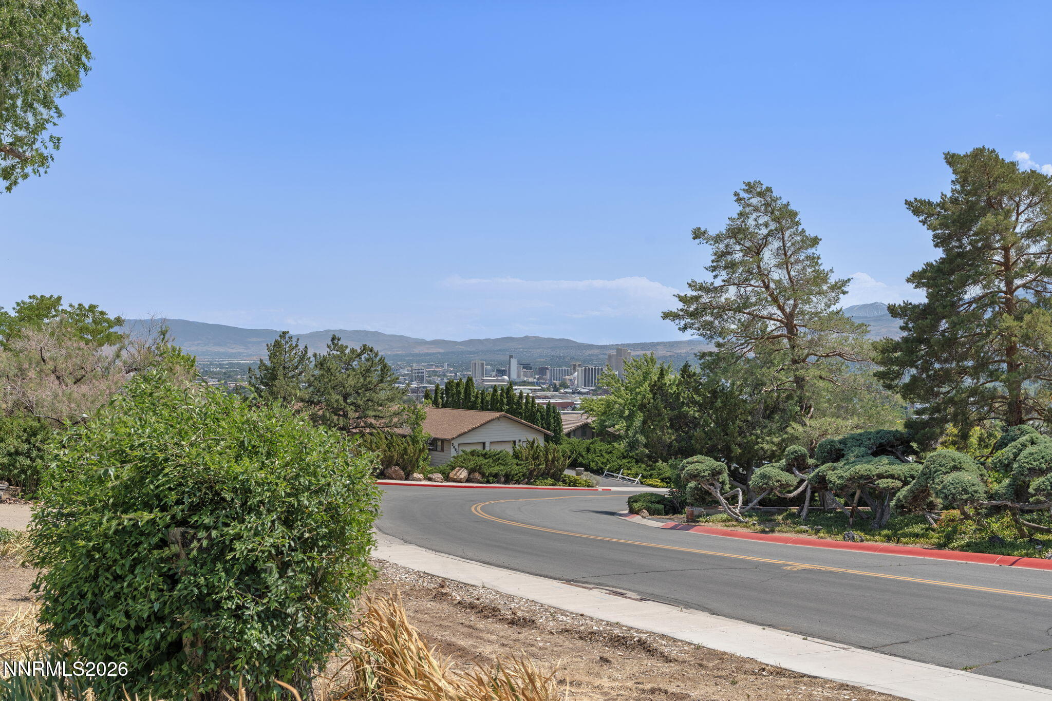 3160 Comstock Drive Property Photo 8