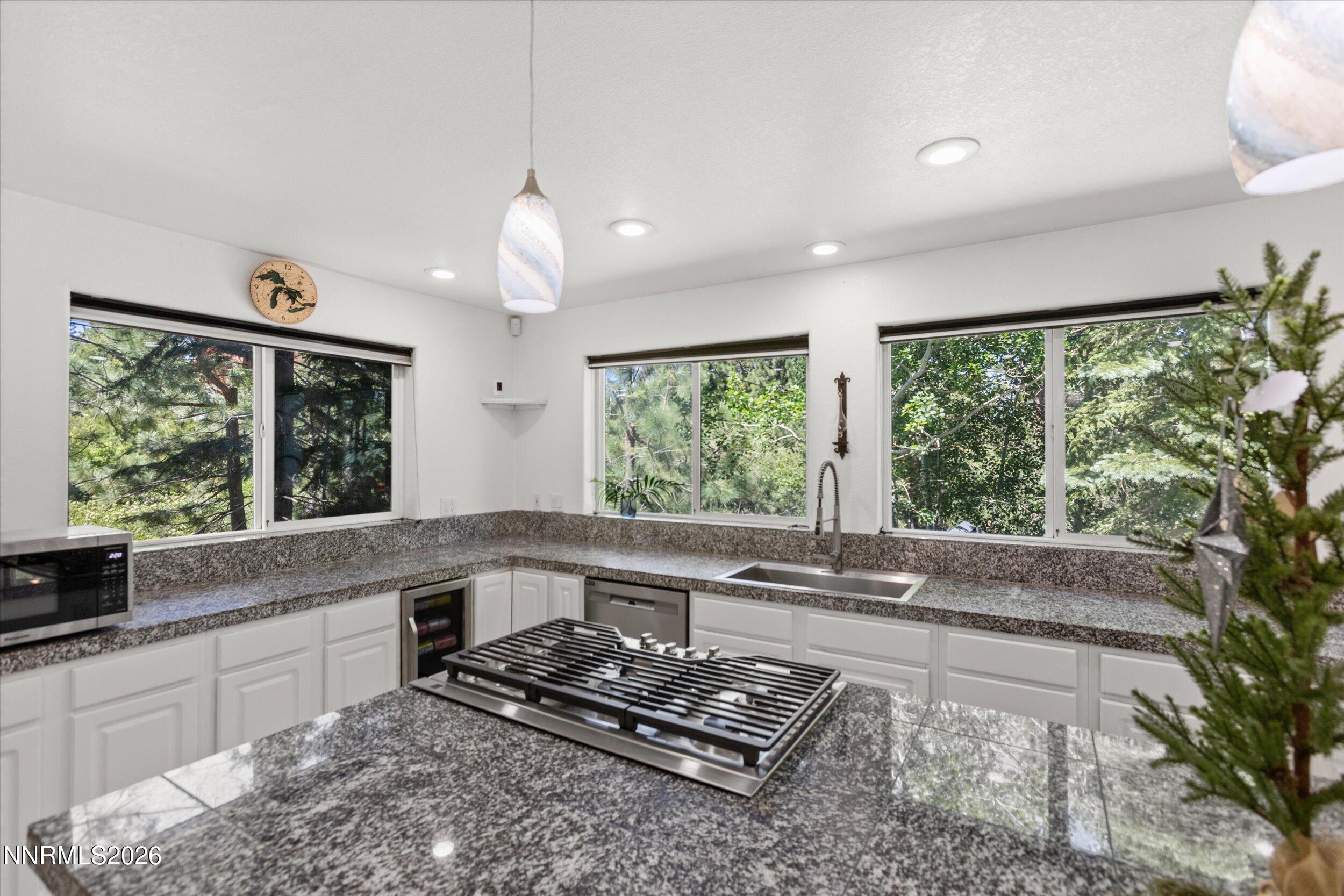 50 Sunridge Drive Property Photo 20