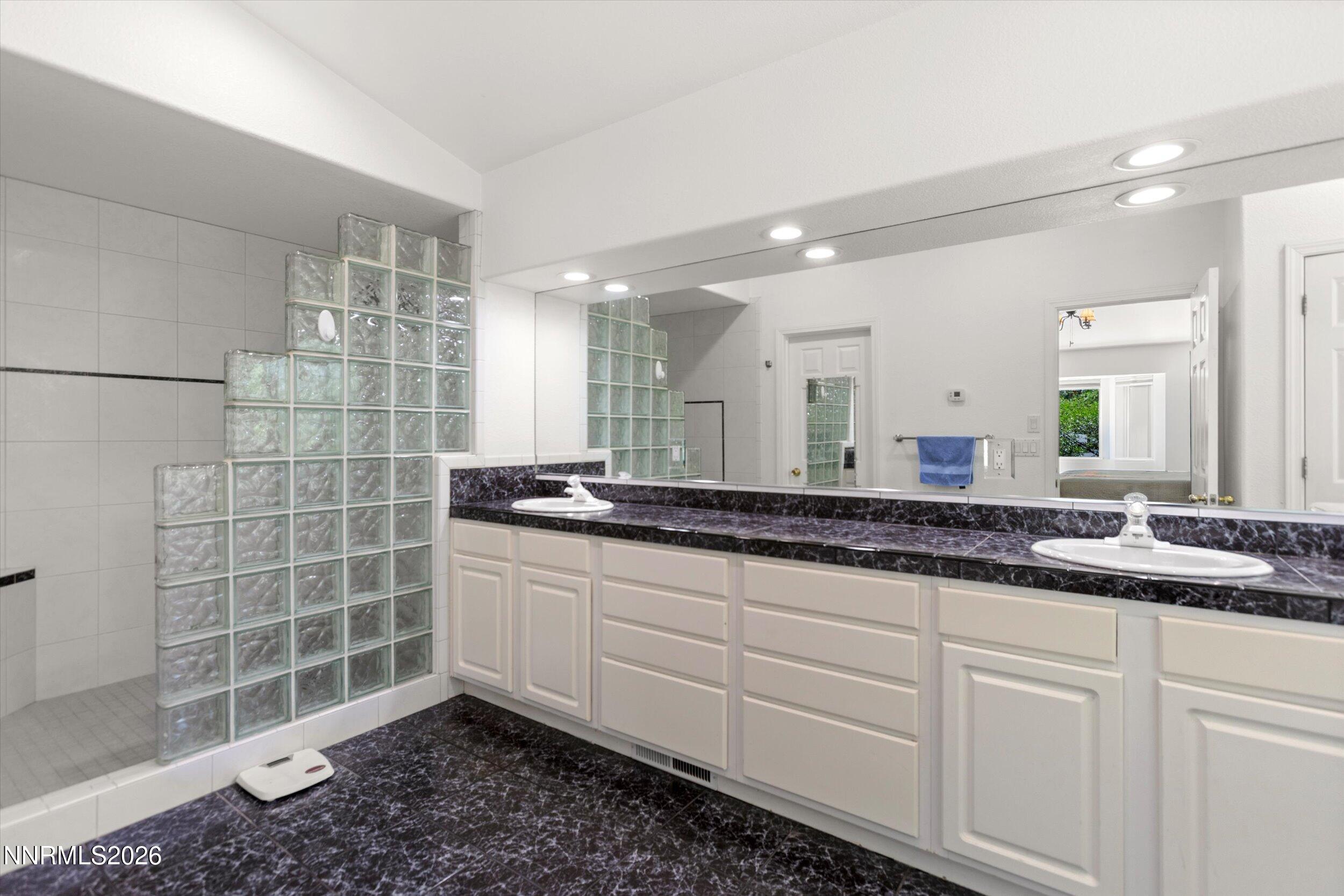 50 Sunridge Drive Property Photo 29