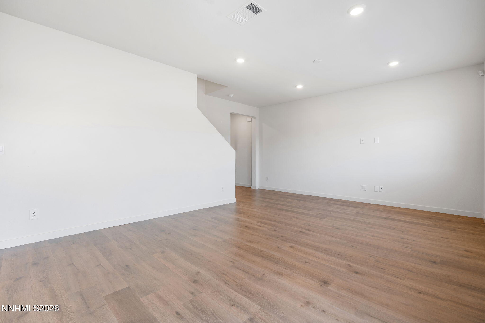 7745 Wandering Way Property Photo 13