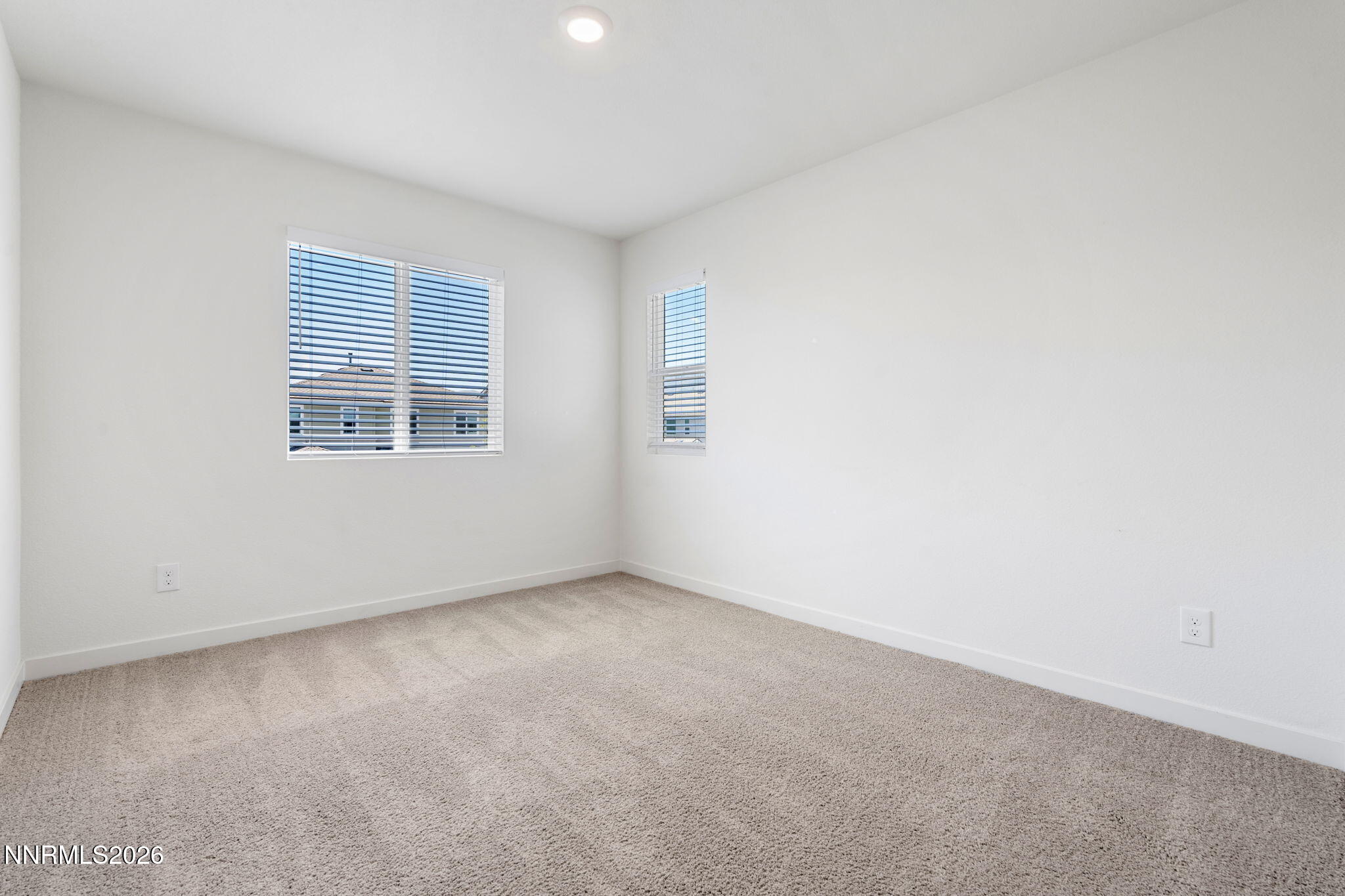 7745 Wandering Way Property Photo 23