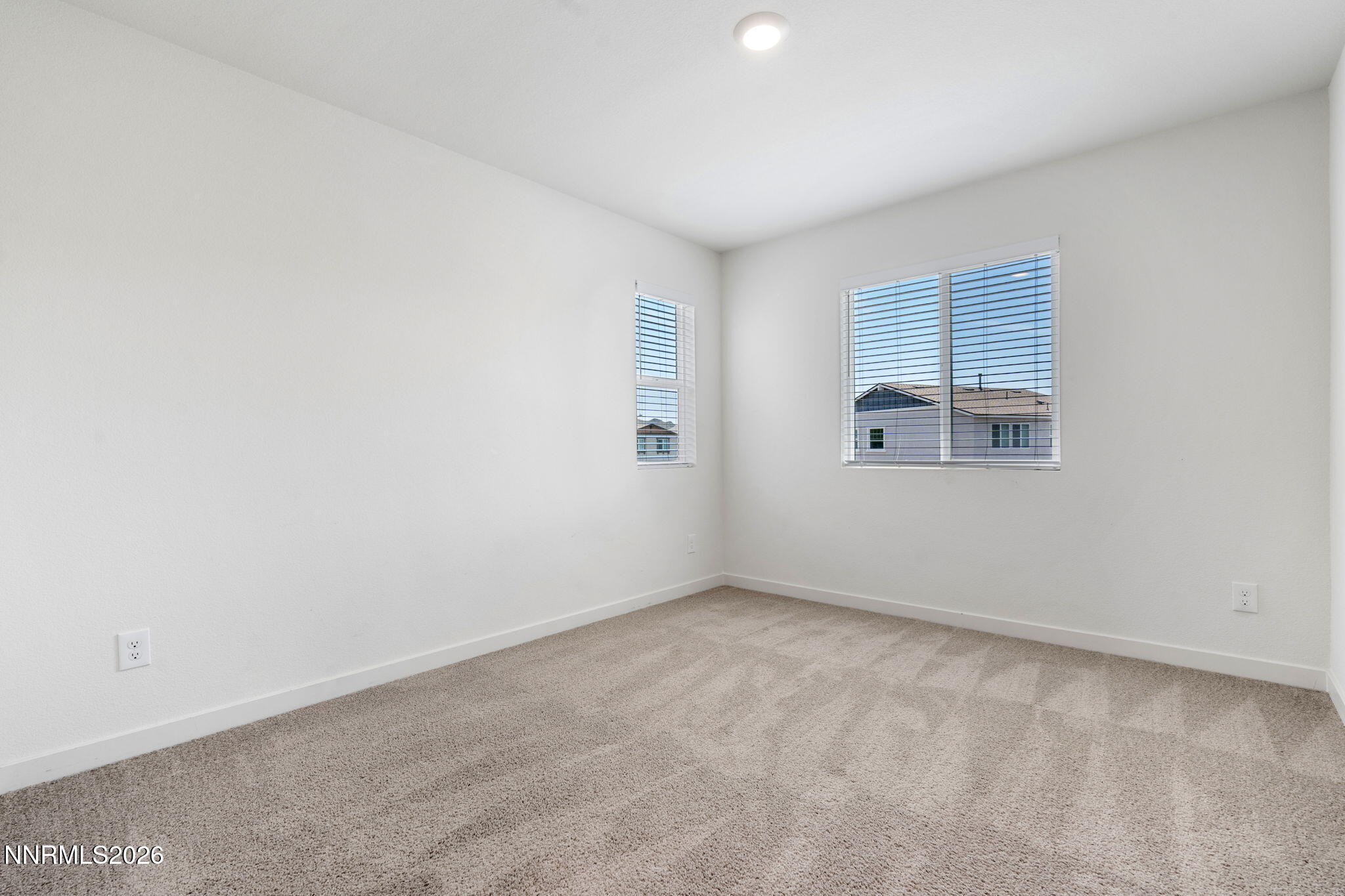 7745 Wandering Way Property Photo 24