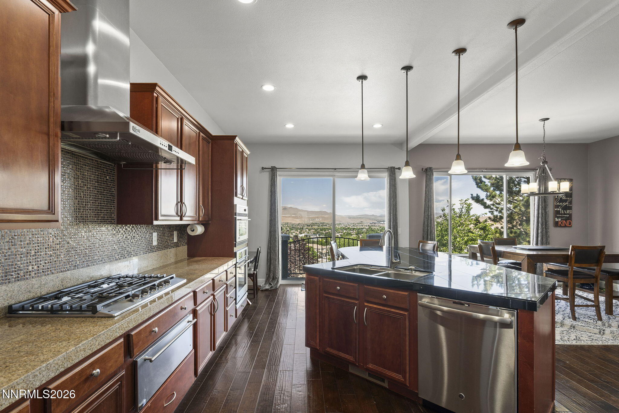 1583 Cloud Peak Drive Property Photo 2