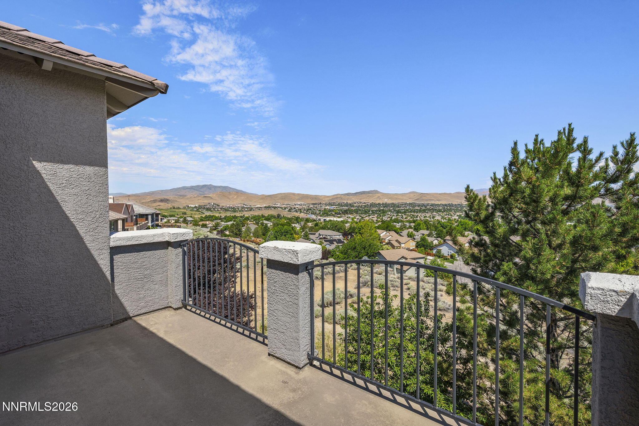 1583 Cloud Peak Drive Property Photo 5