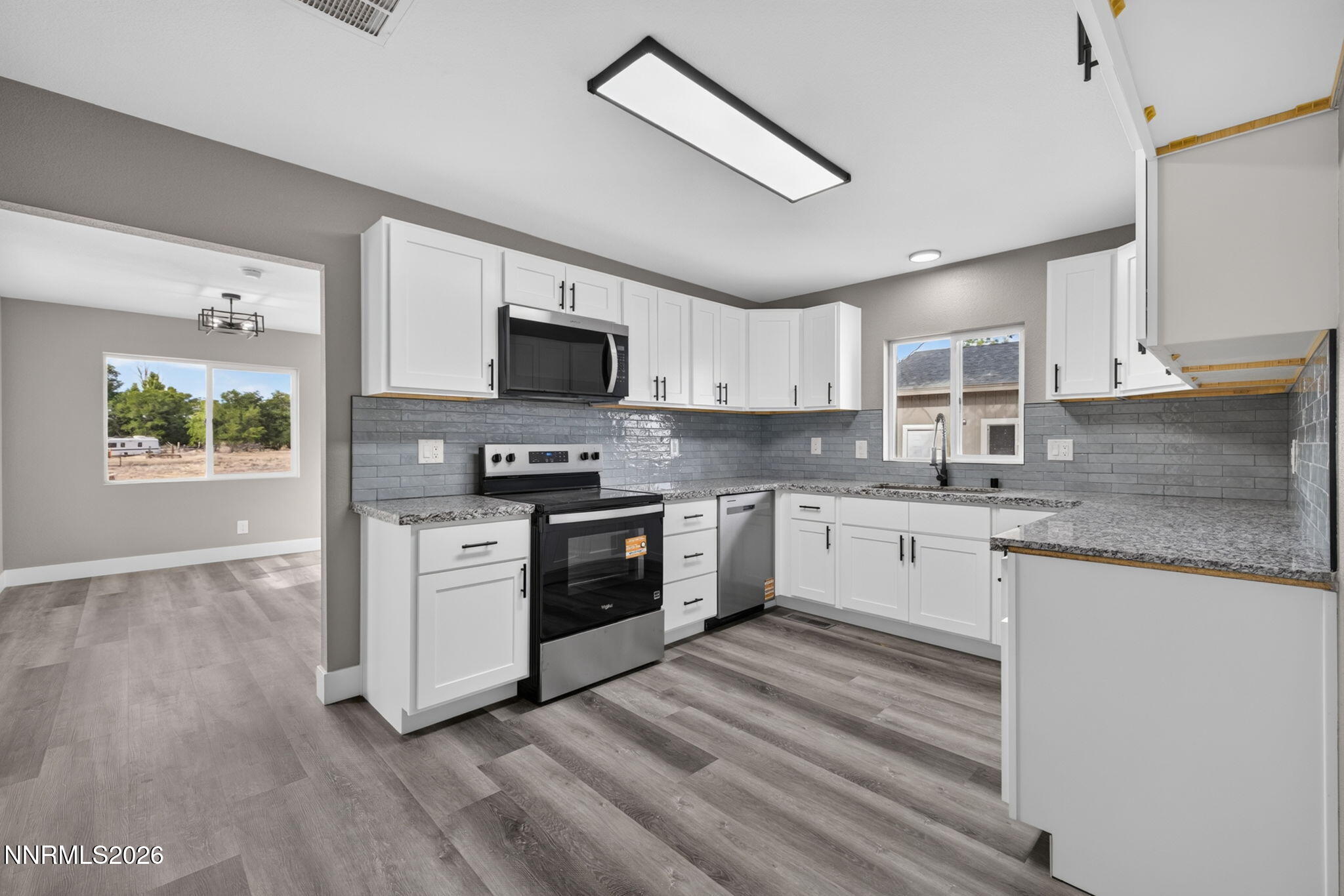 3000 Fischer Place Property Photo 11