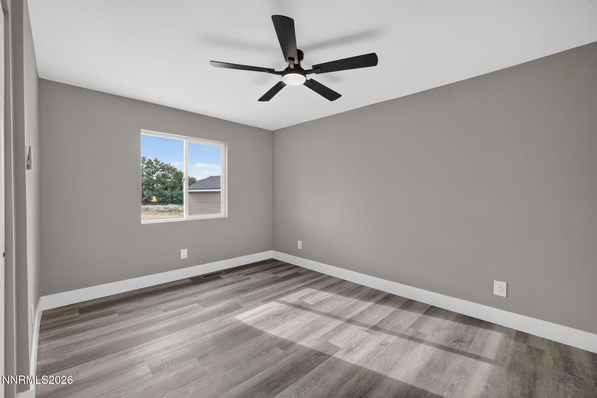 3000 Fischer Place Property Photo 28