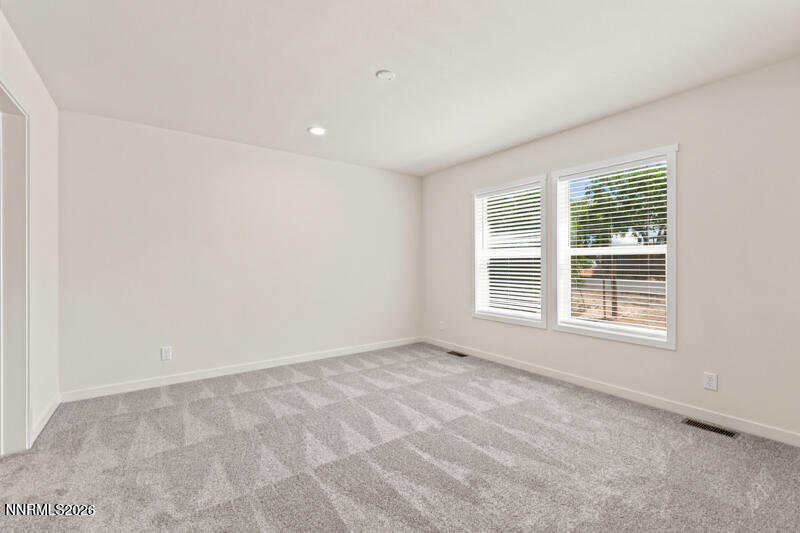 5425 Flora Way Property Photo 13