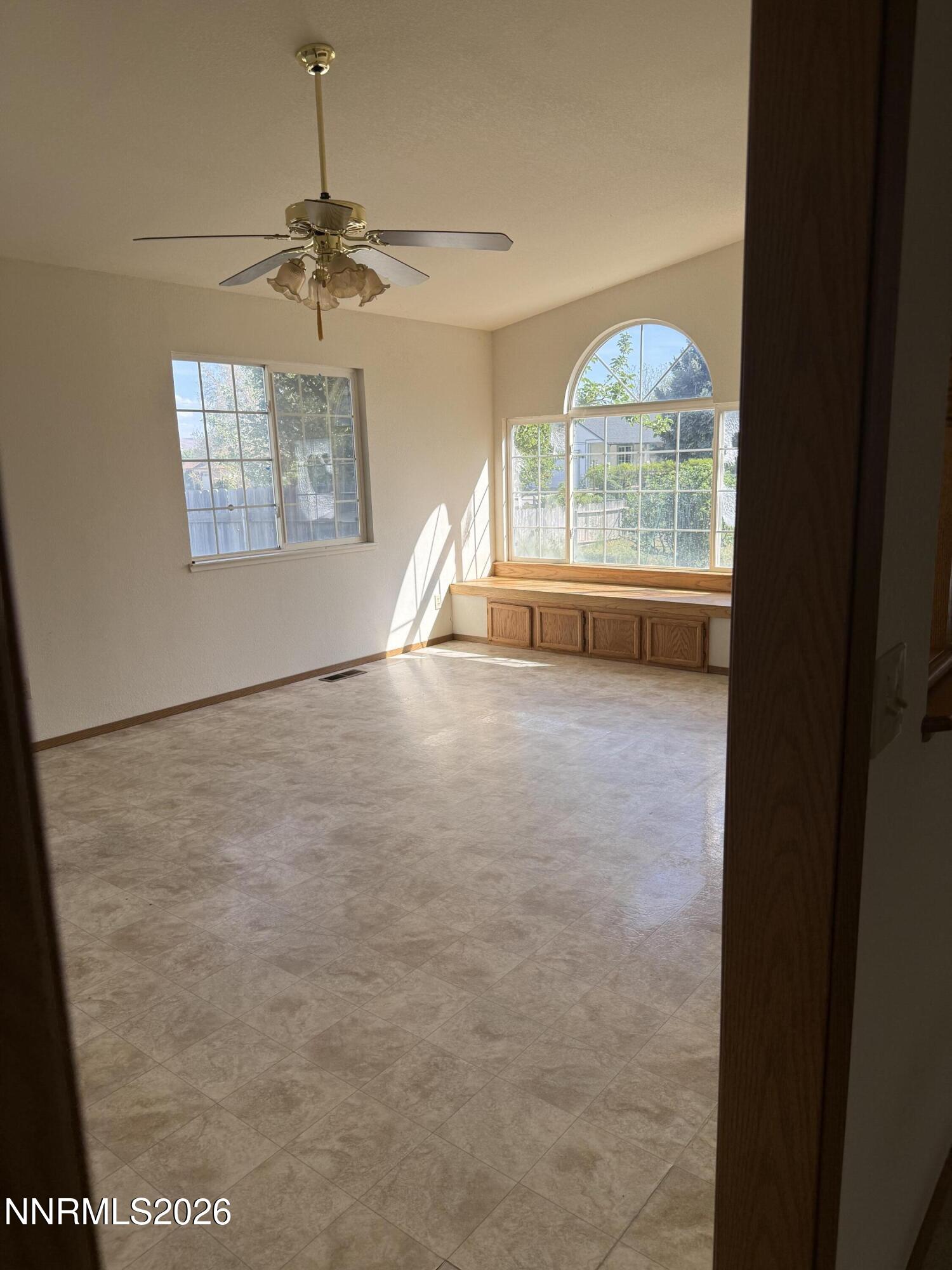 280 Veronica Avenue Property Photo 7