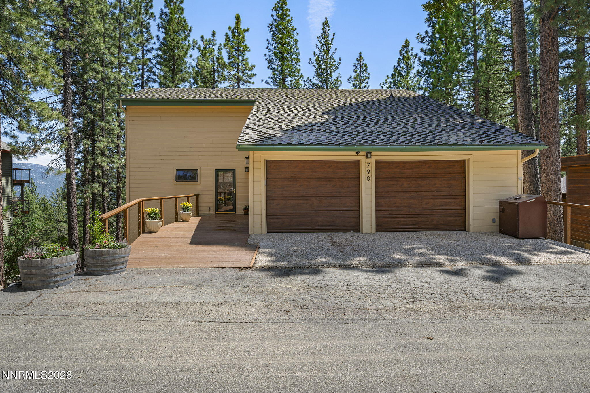 798 Tyner Way Property Photo 1