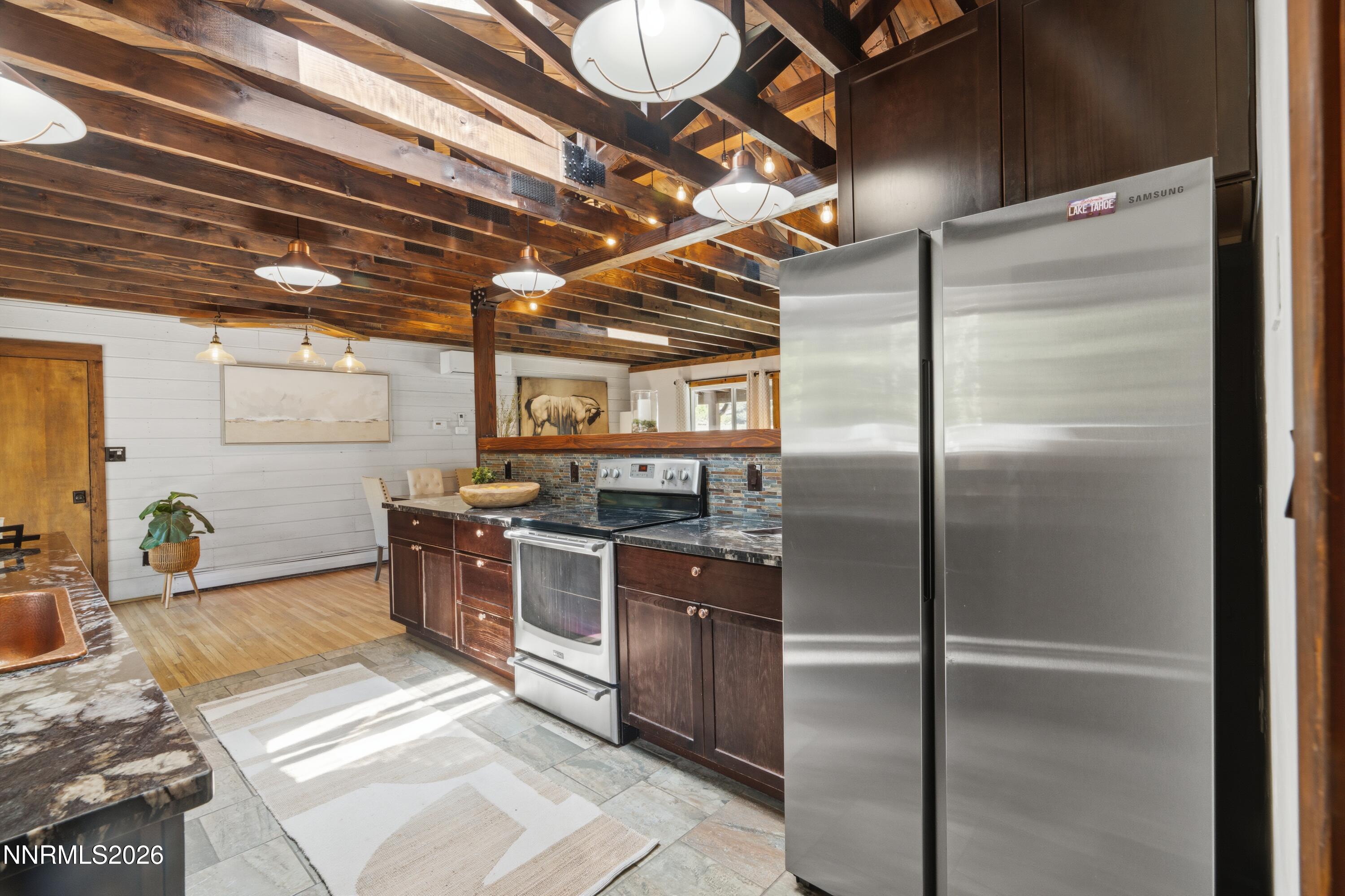 196 Meadow Lane Property Photo 16