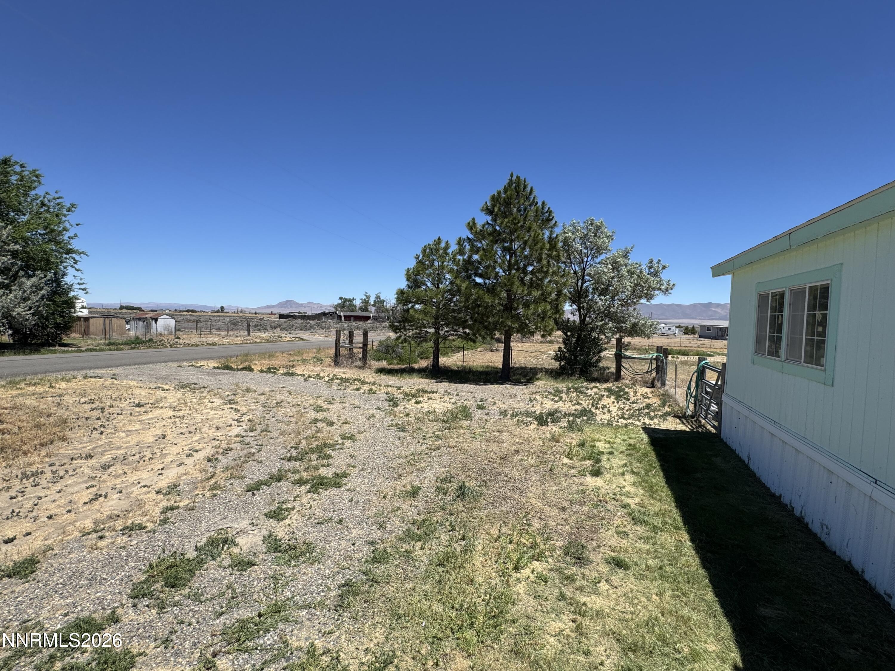 5320 Paradise Ranchos Drive Property Photo 4