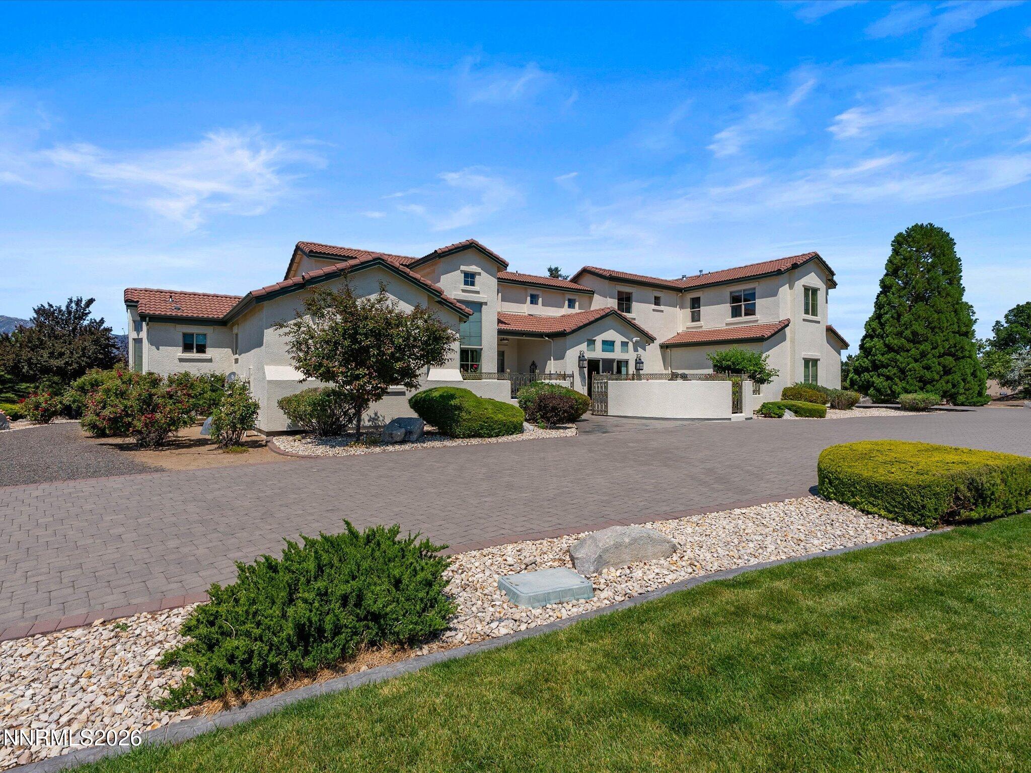 1224 Golden Eagle Court Property Photo 3