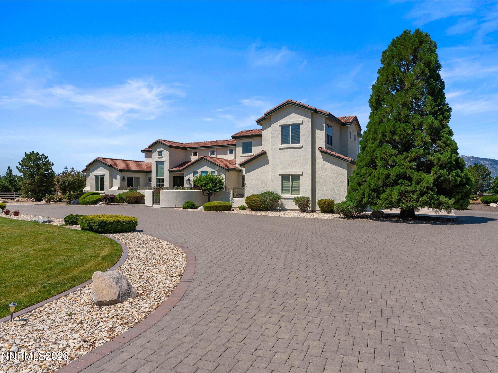 1224 Golden Eagle Court Property Photo 4