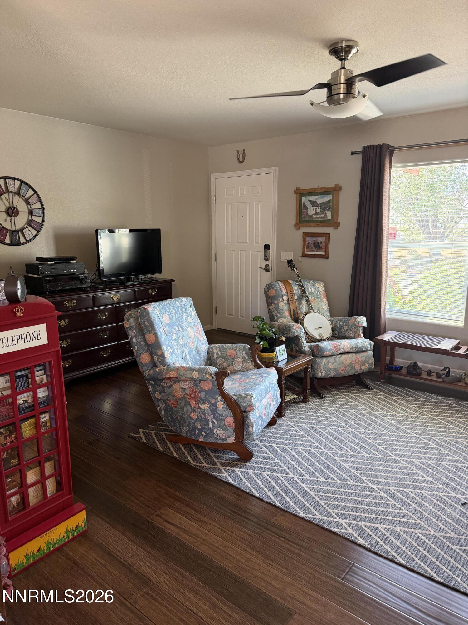 15 Willow Street Property Photo 14