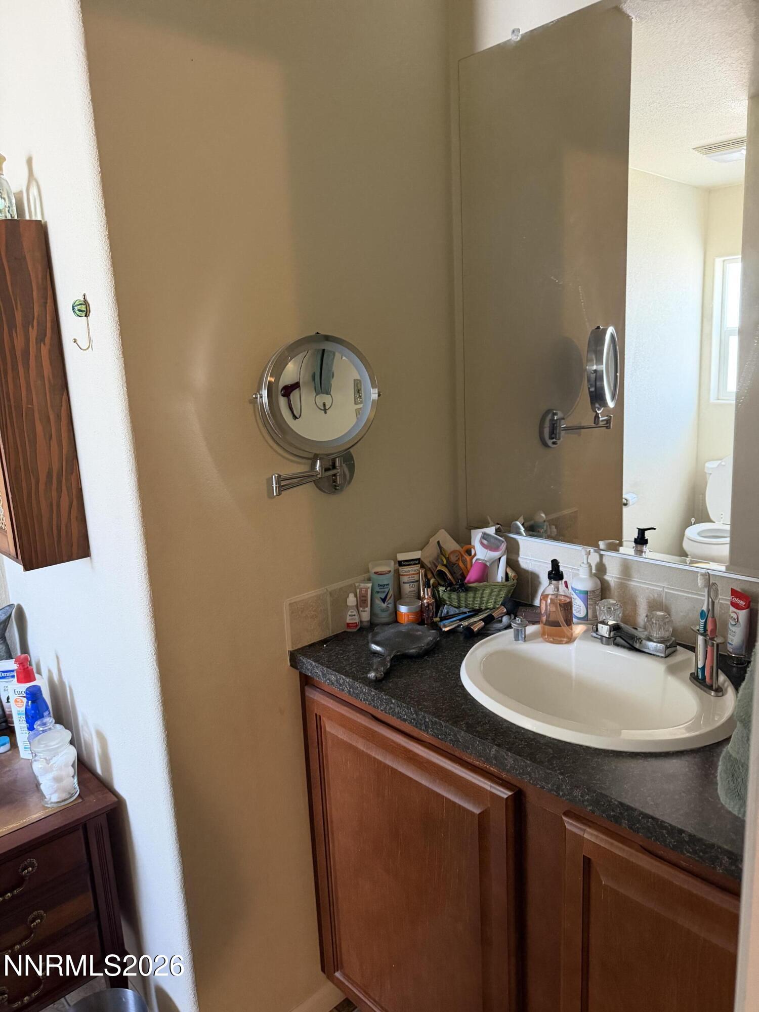 15 Willow Street Property Photo 23