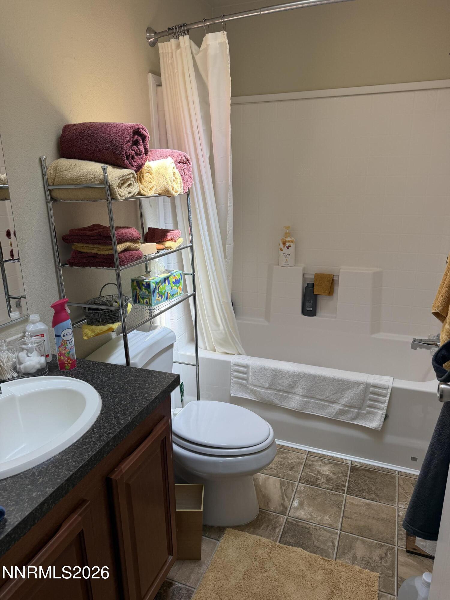 15 Willow Street Property Photo 28