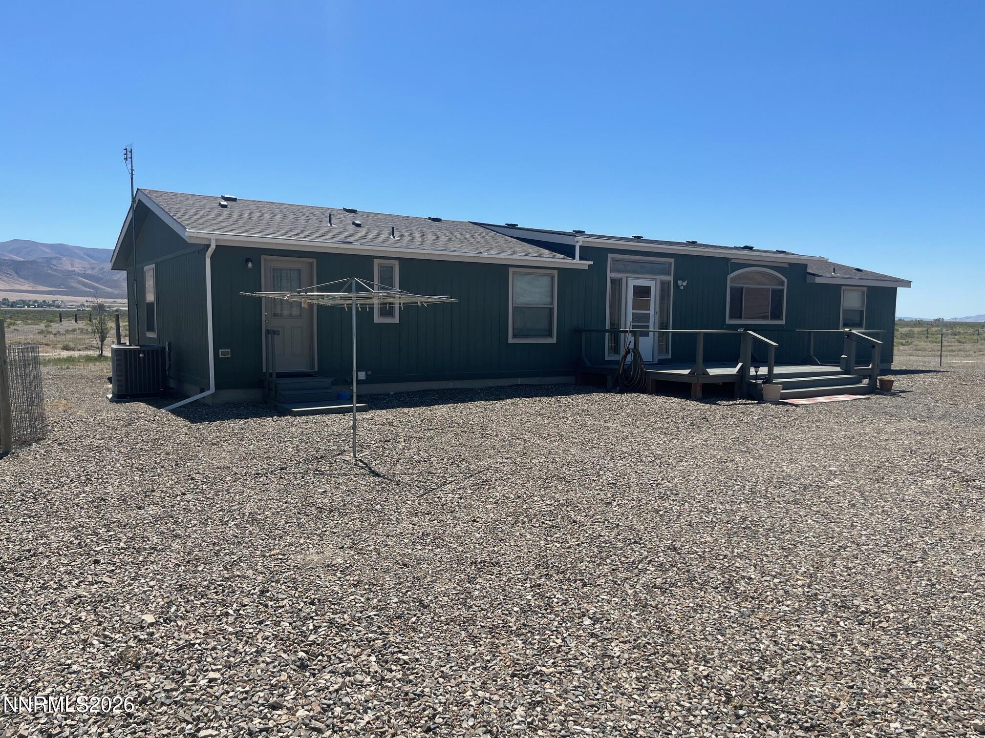 1700 Muddy Road Property Photo 3