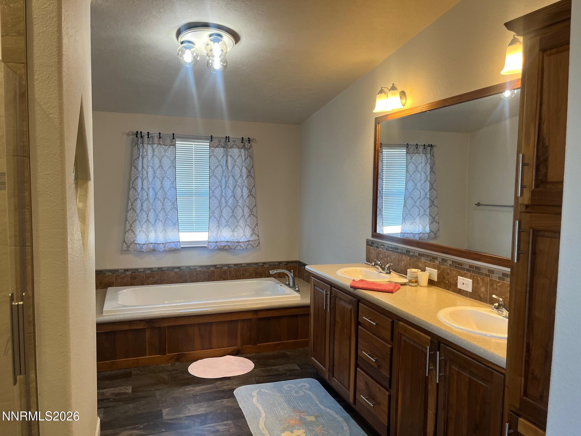 1700 Muddy Road Property Photo 16