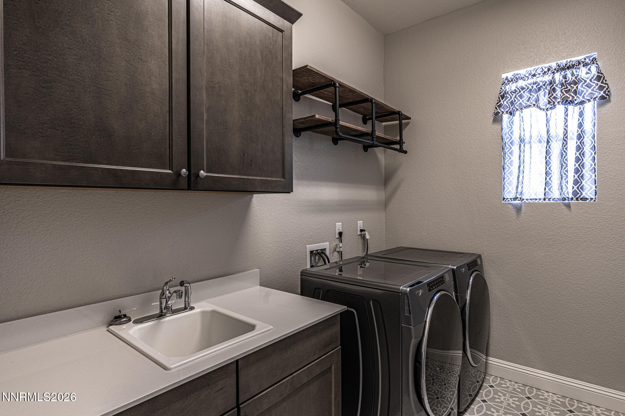 2109 Cast Iron Drive Property Photo 9