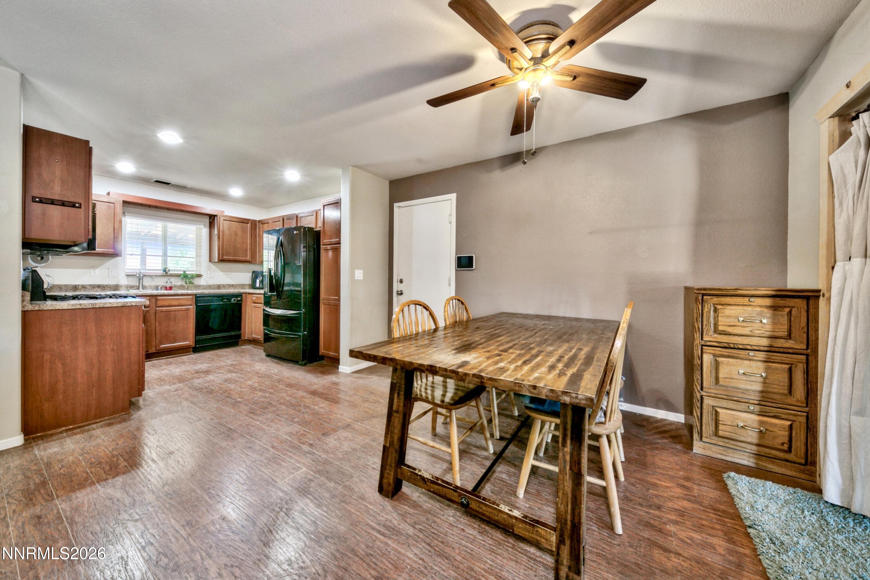 139 Deschutes Drive Property Photo 6