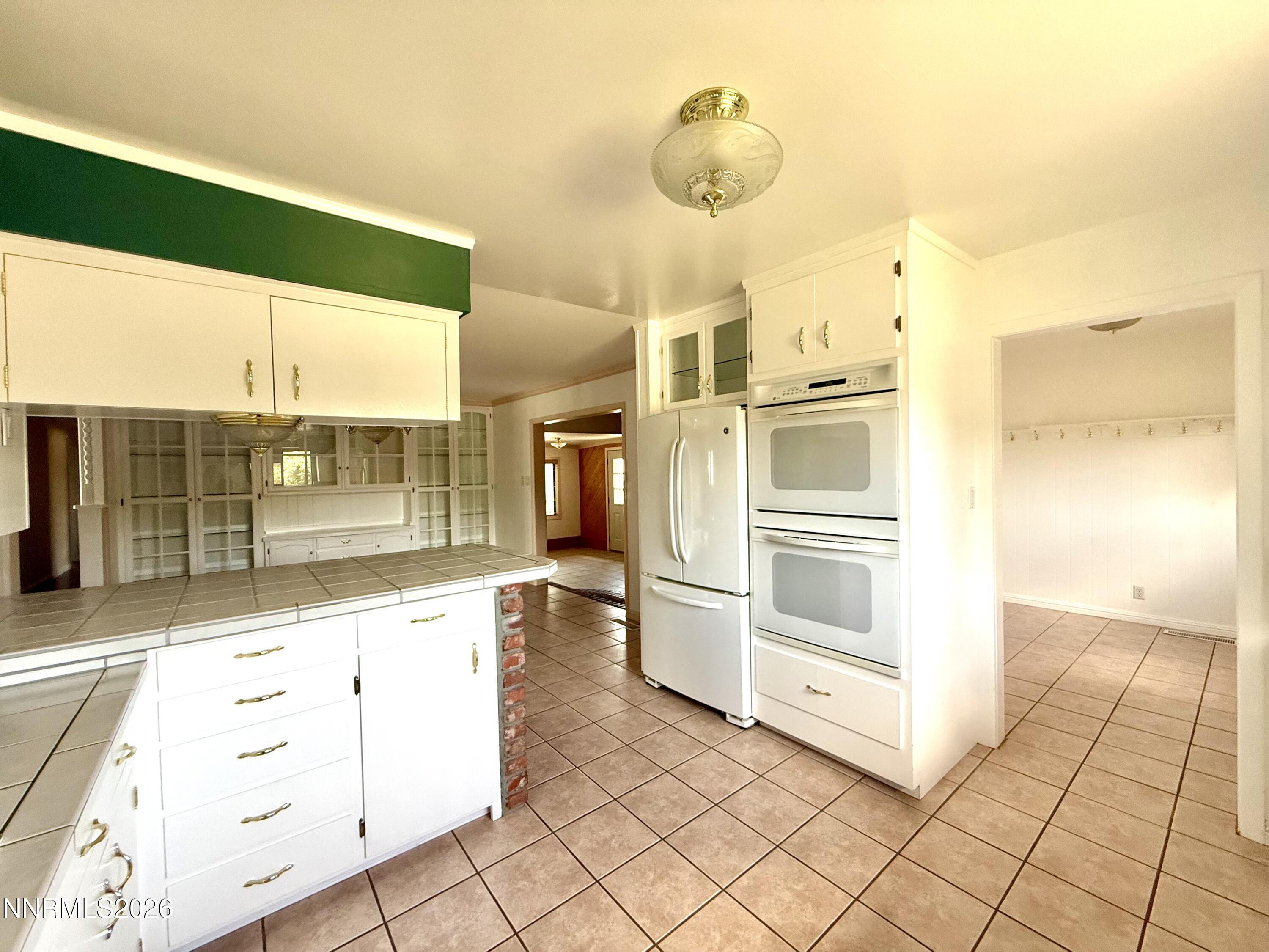 46 Maple Drive Property Photo 6