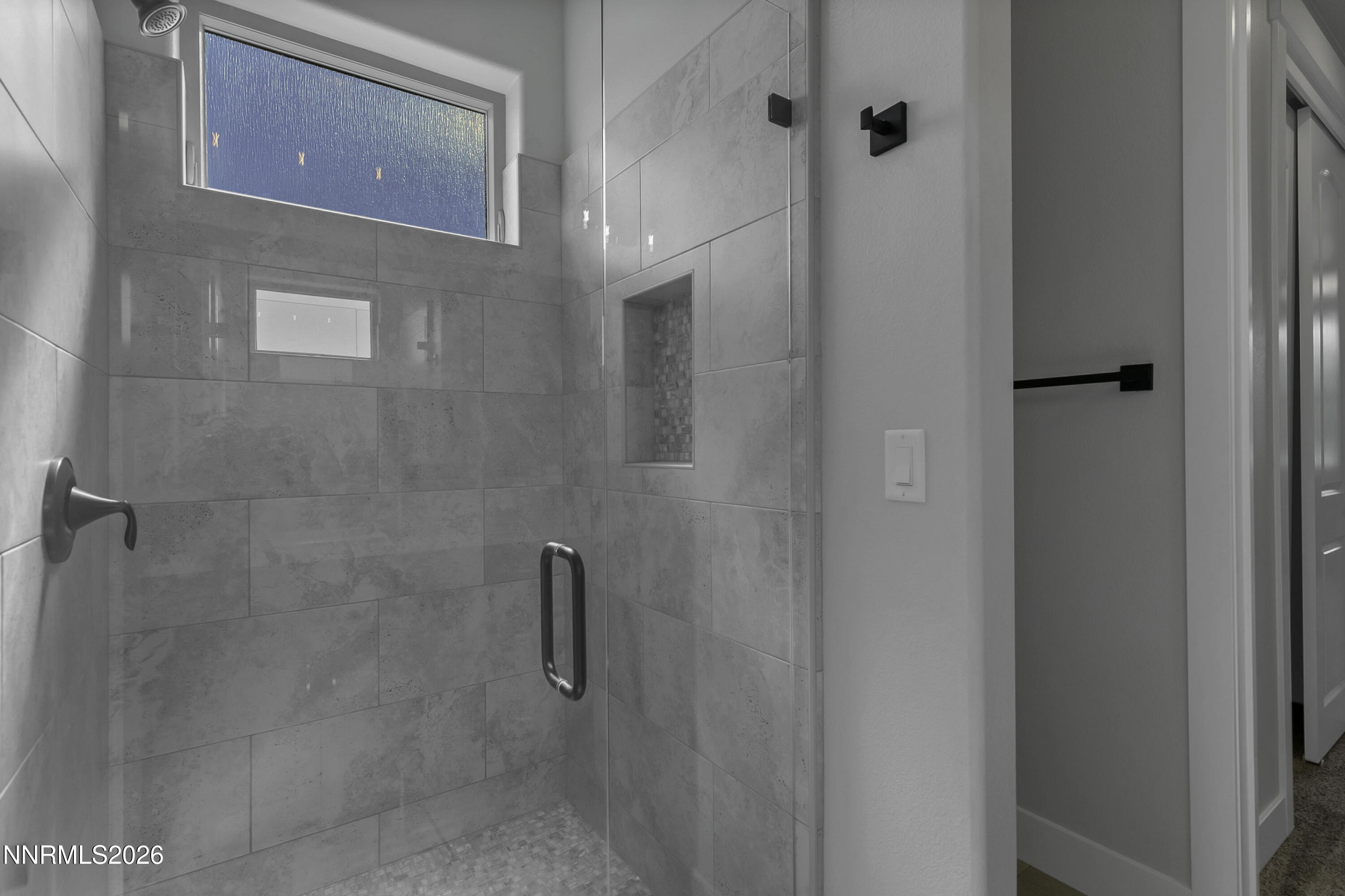 986 La Strata Drive Property Photo 25