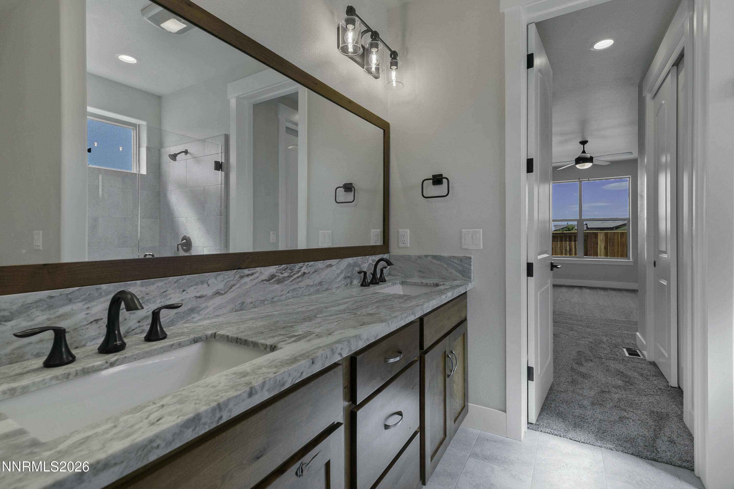 986 La Strata Drive Property Photo 26