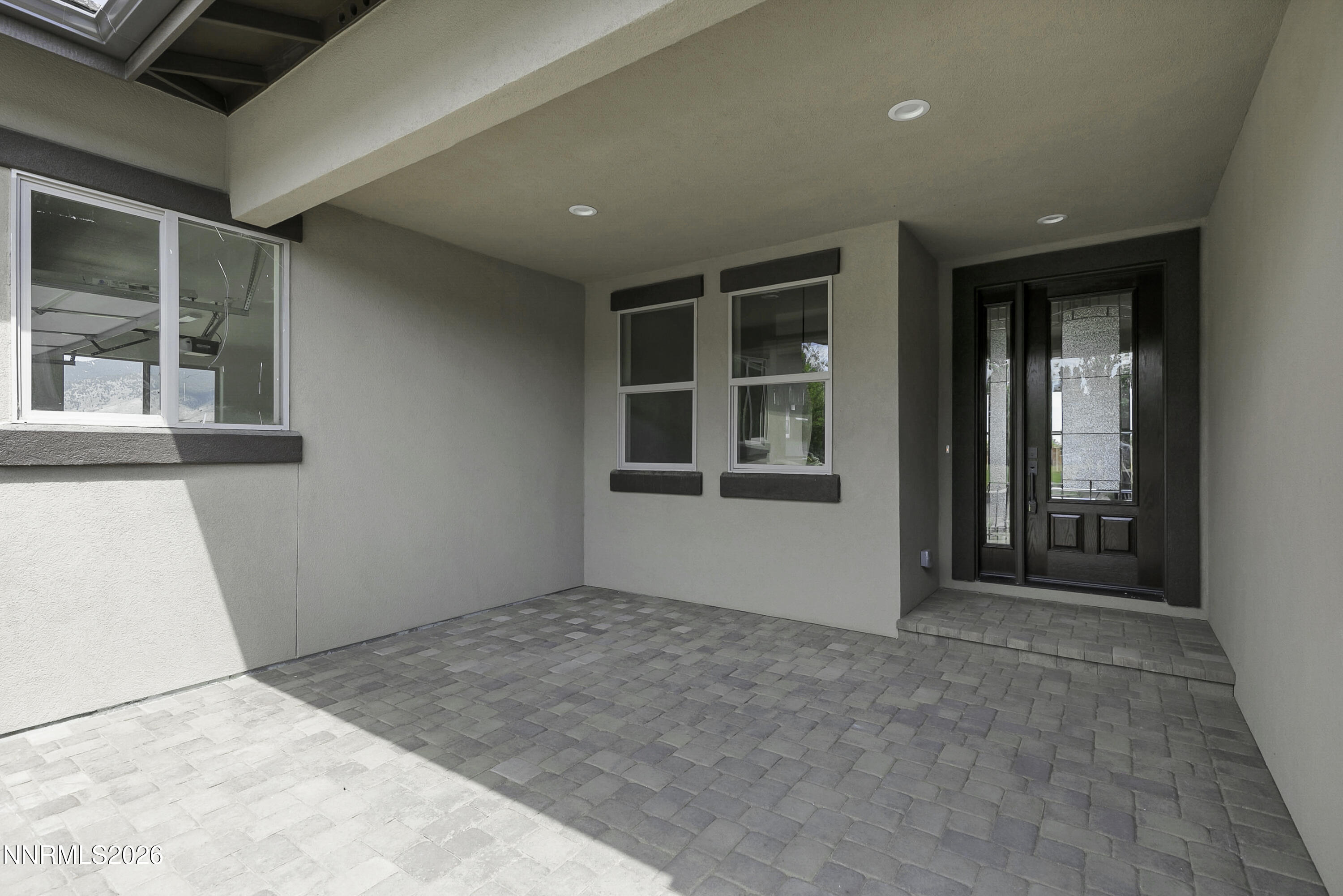986 La Strata Drive Property Photo 35