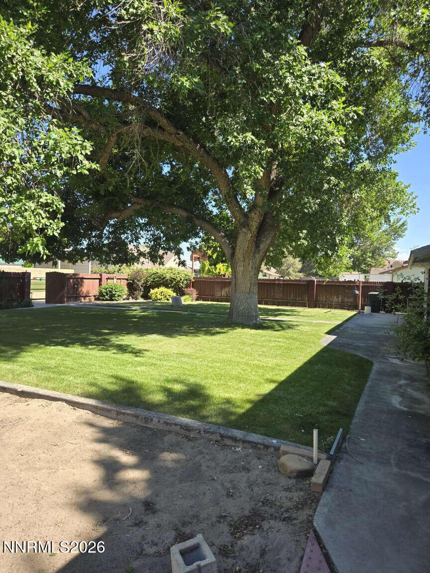 14 Willow Drive Property Photo 3