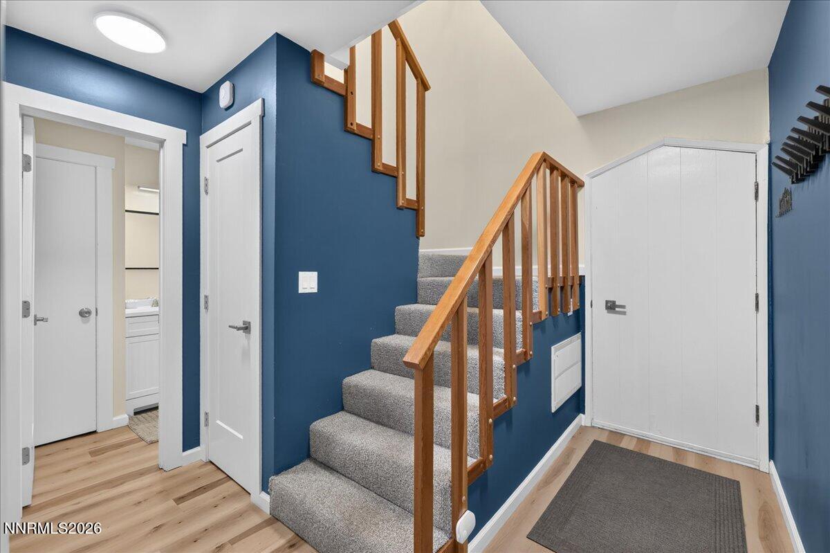 1367 Carinthia Lane Property Photo 4