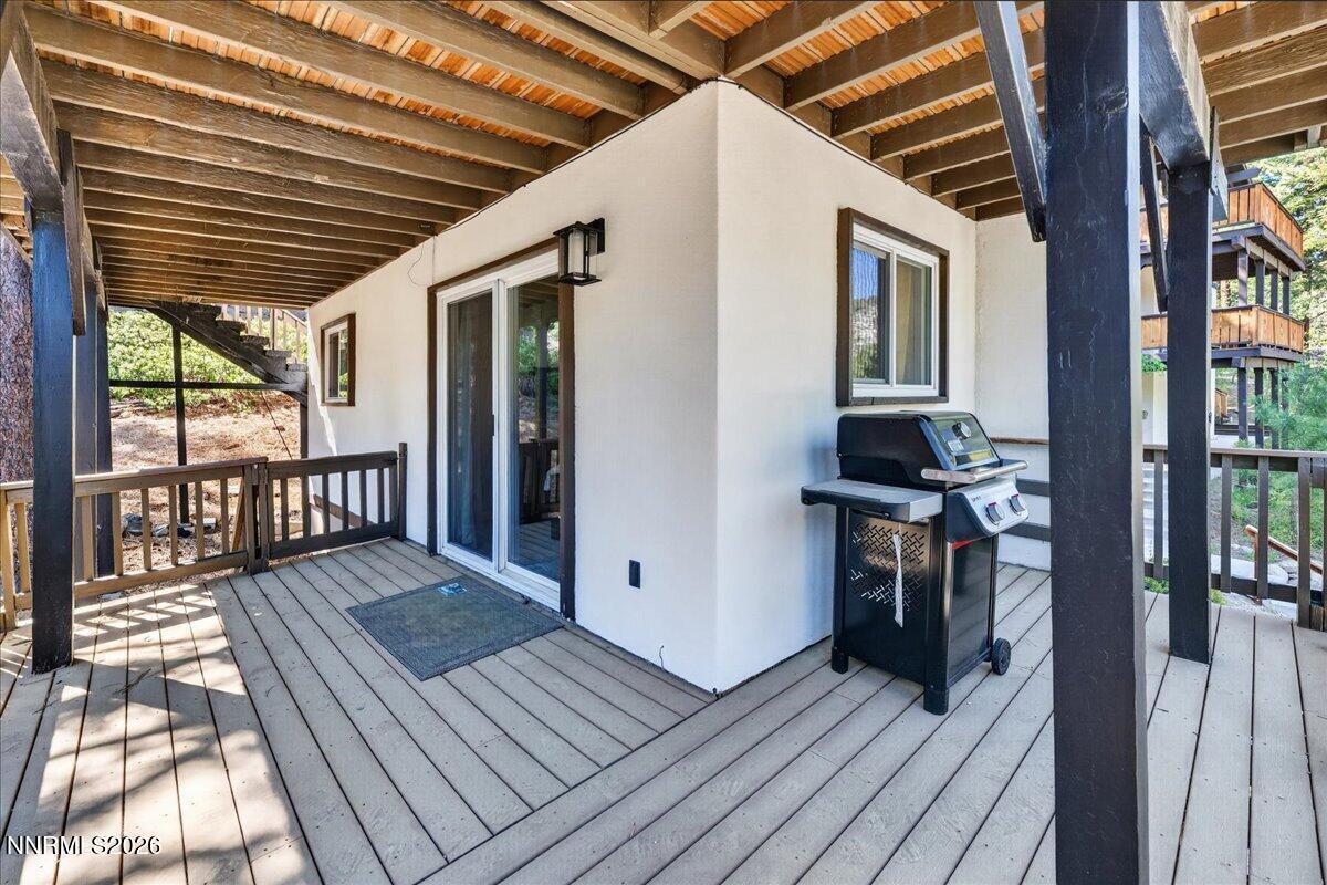 1367 Carinthia Lane Property Photo 32