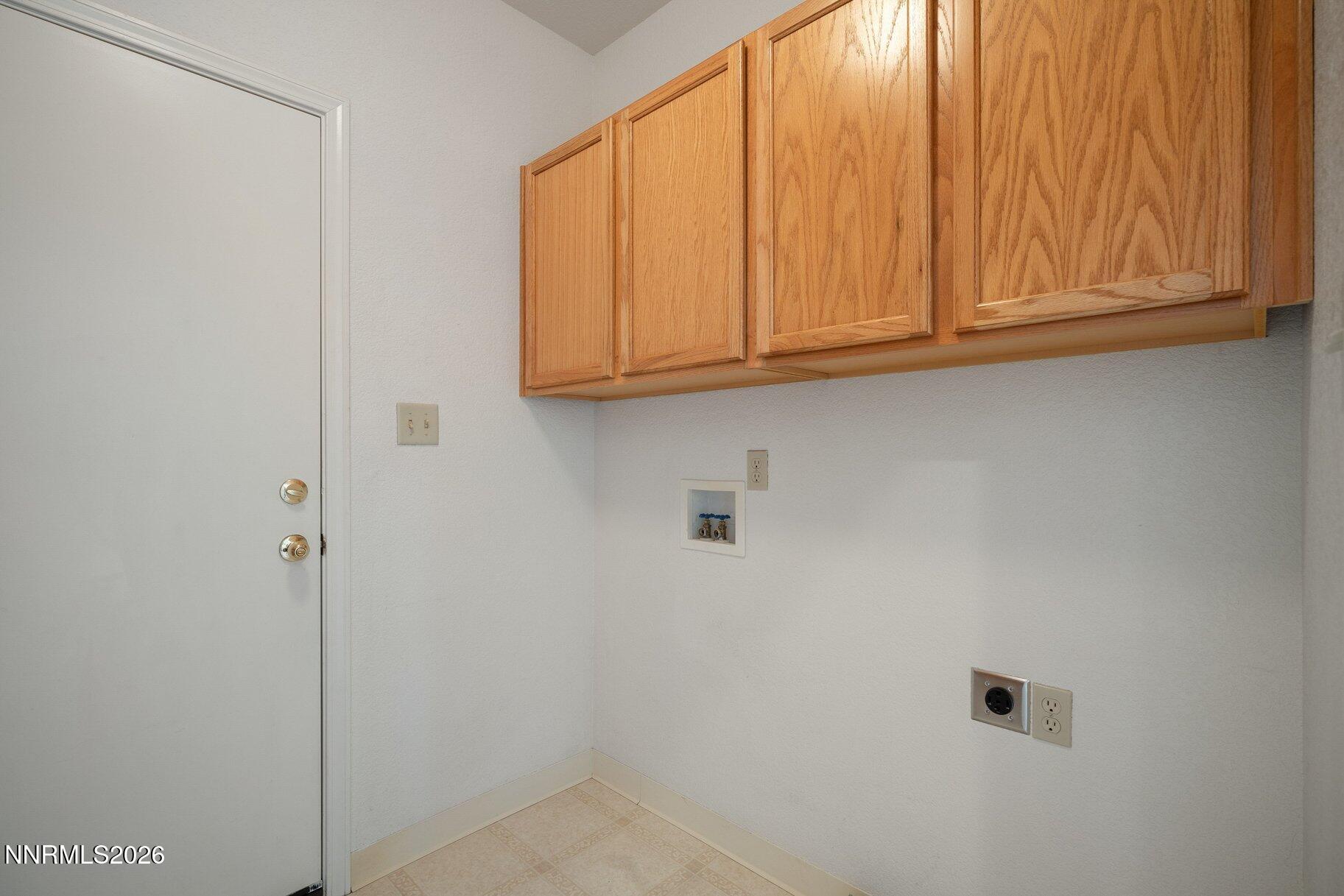 2555 Glen Eagles Drive Property Photo 20