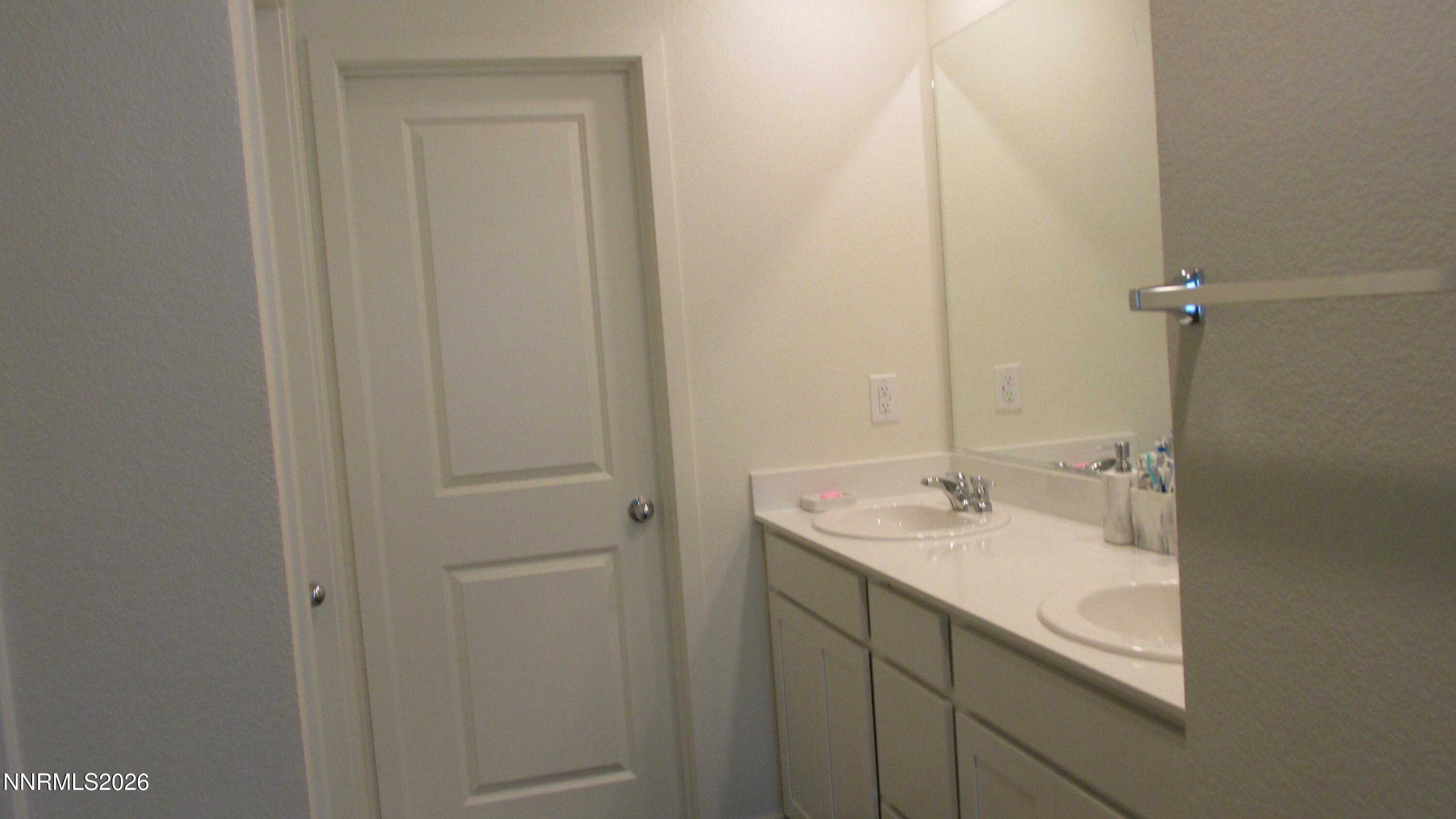 7783 Lone Prairie Road Property Photo 8