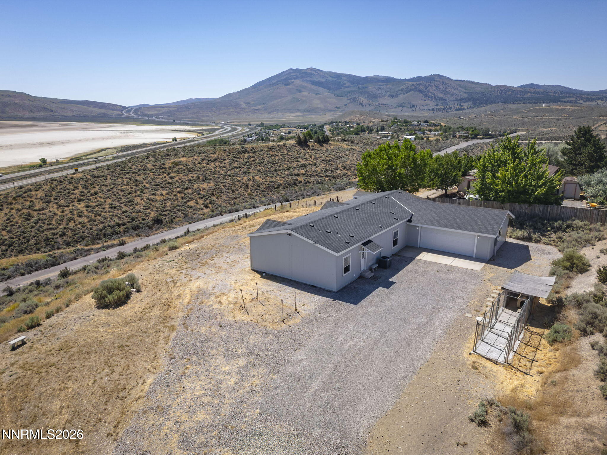 16 Sierra View Road Property Photo 2
