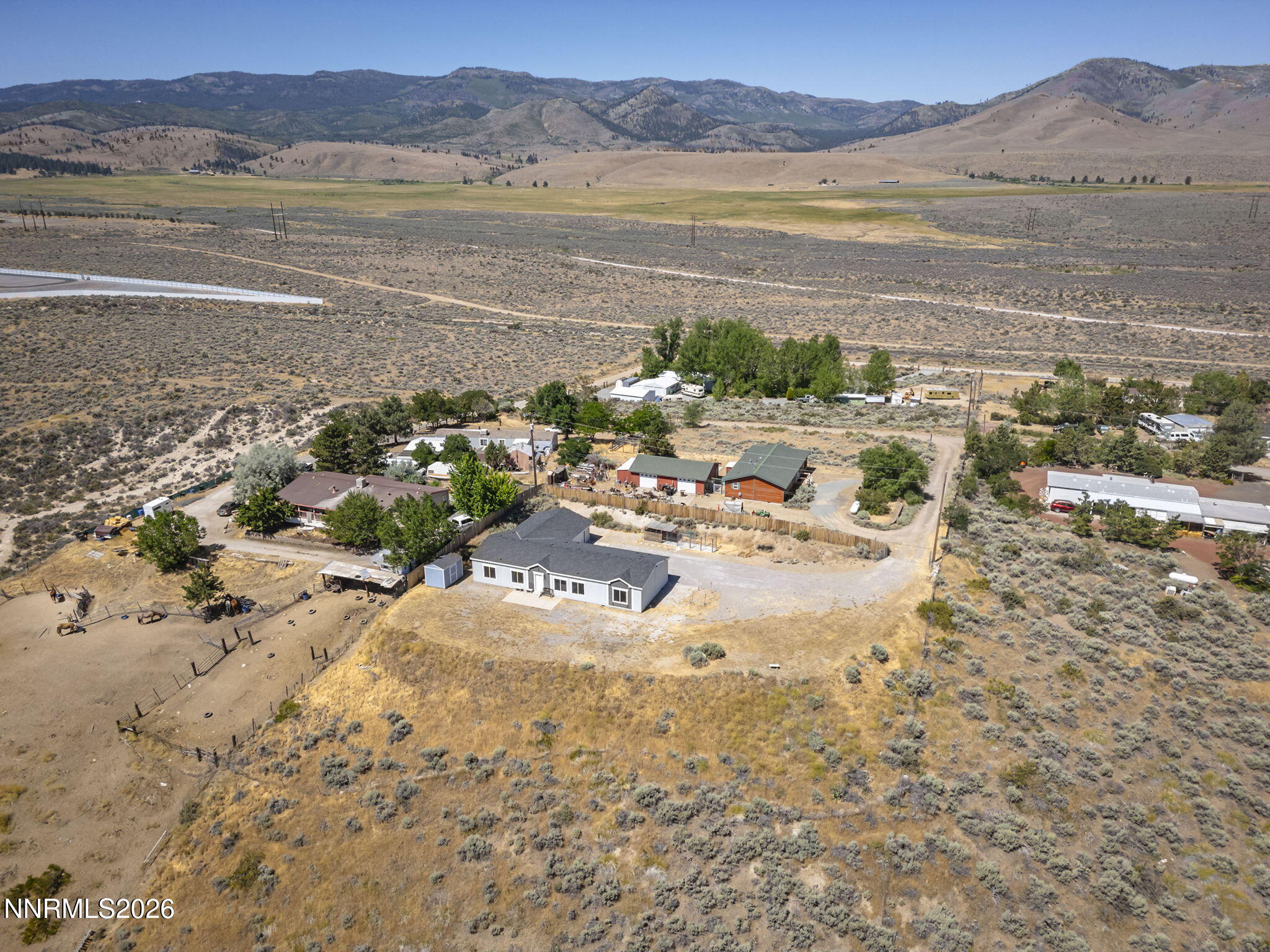 16 Sierra View Road Property Photo 8