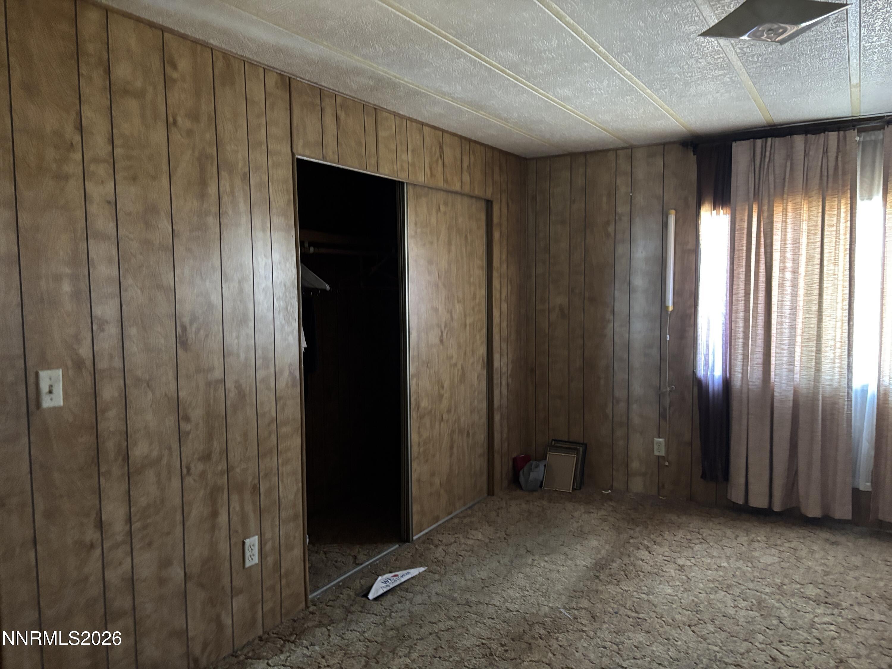 3020 Middle Way Property Photo 7