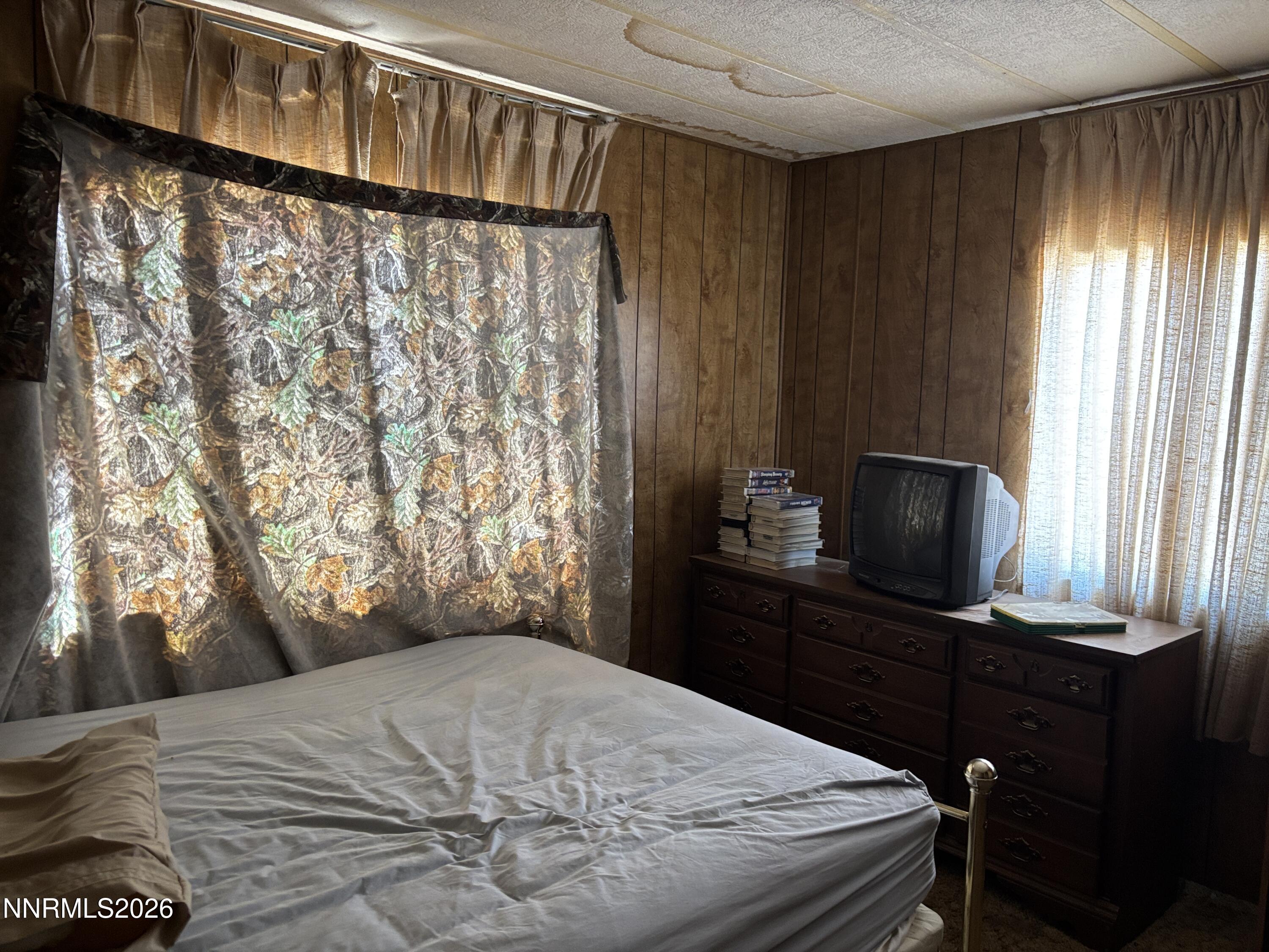 3020 Middle Way Property Photo 9
