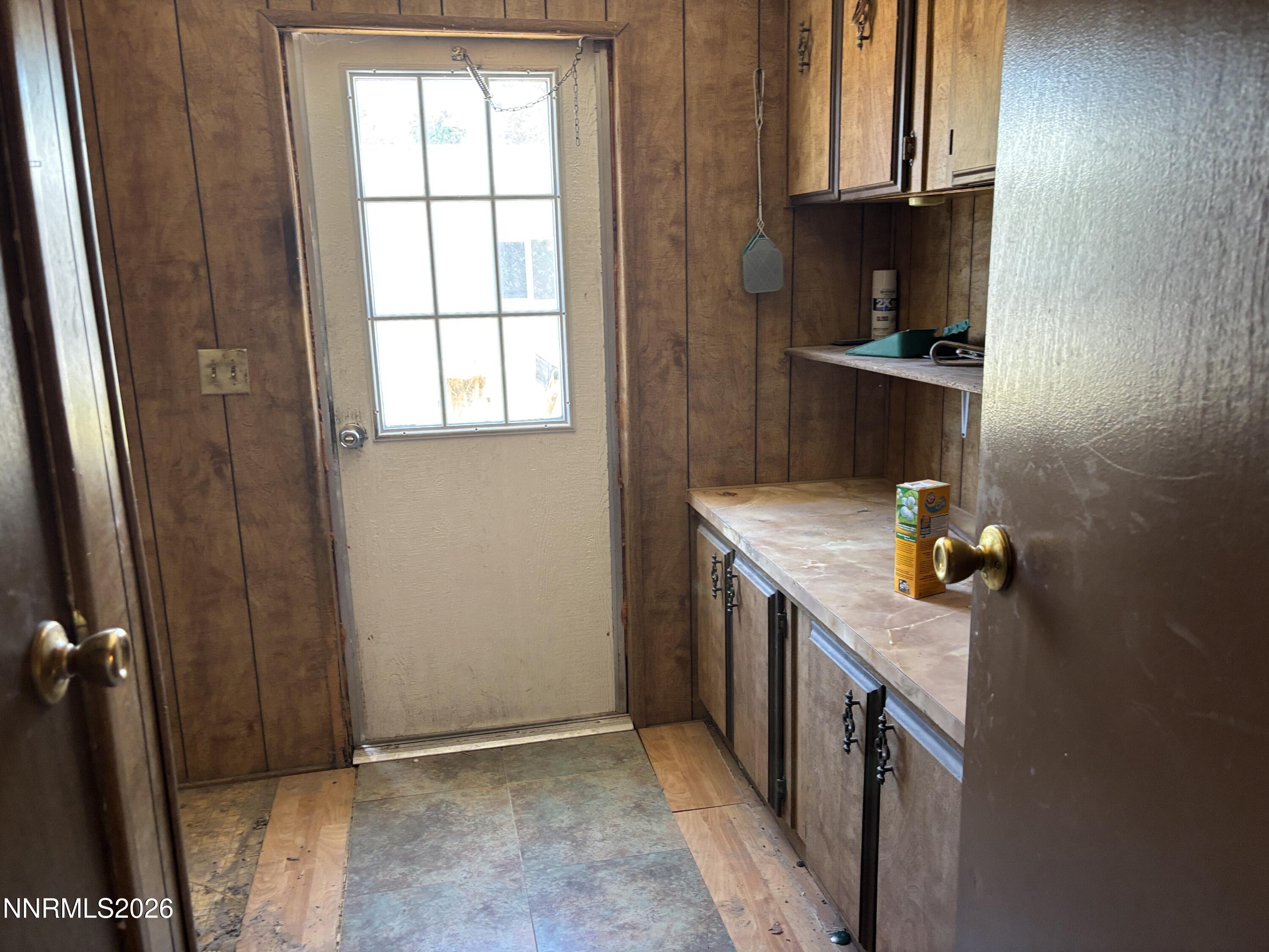 3020 Middle Way Property Photo 10