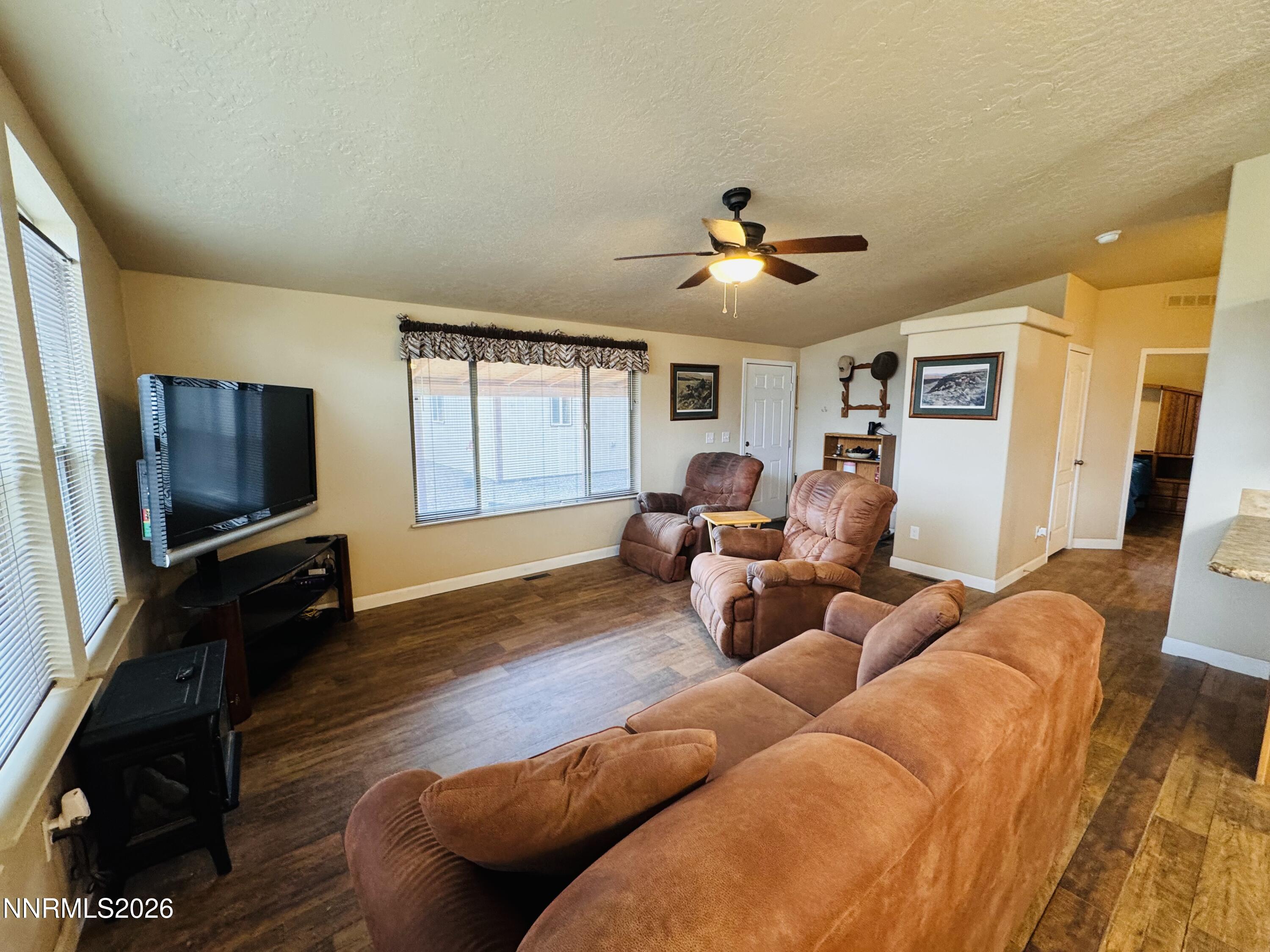 29400 Kings River Road Property Photo 11
