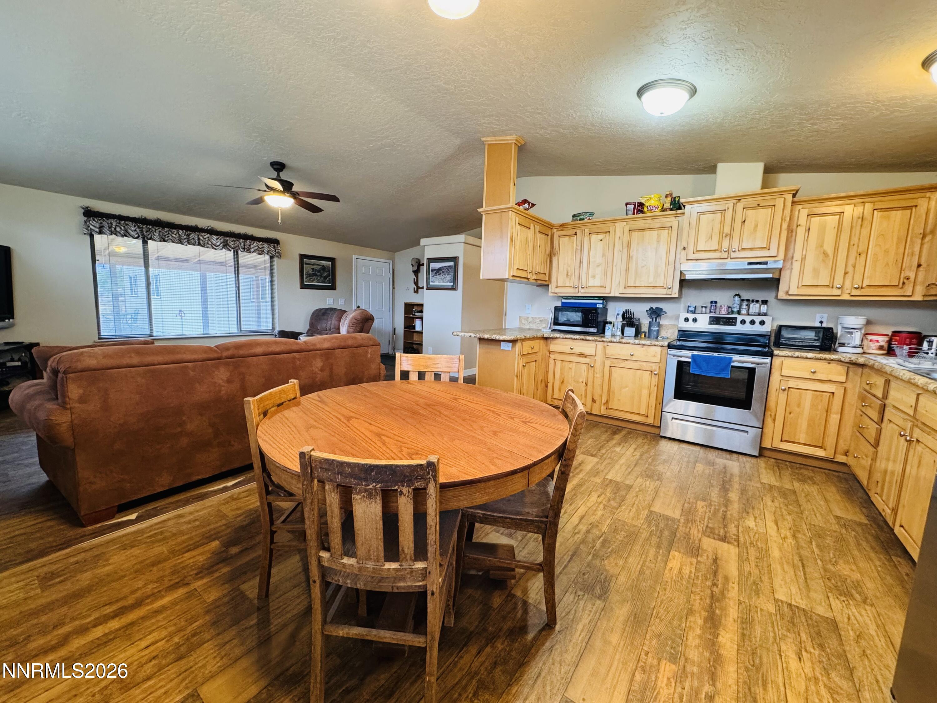 29400 Kings River Road Property Photo 14