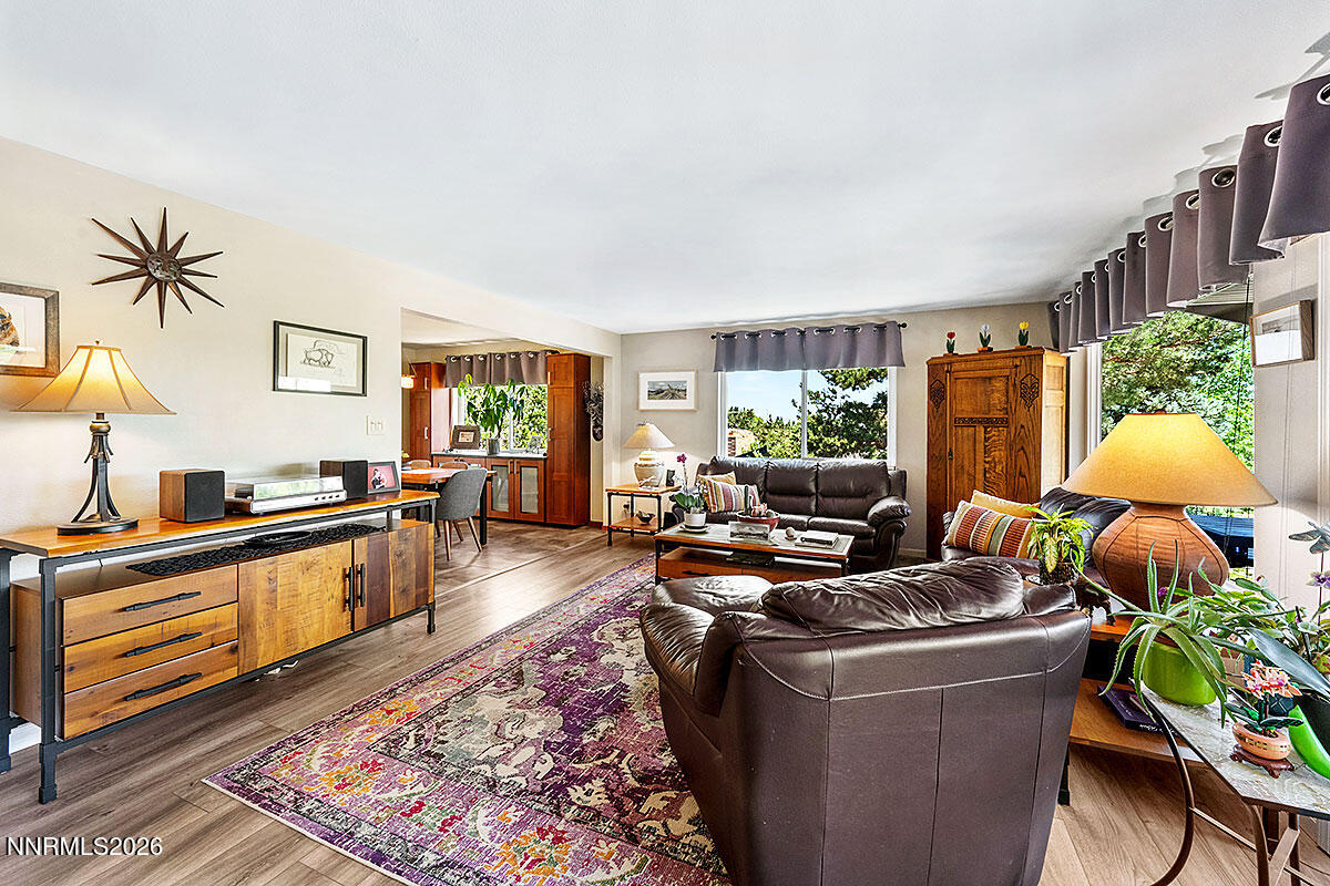 2681 Markridge Drive Property Photo 4