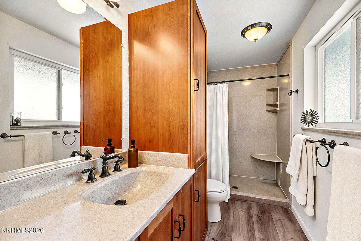 2681 Markridge Drive Property Photo 14