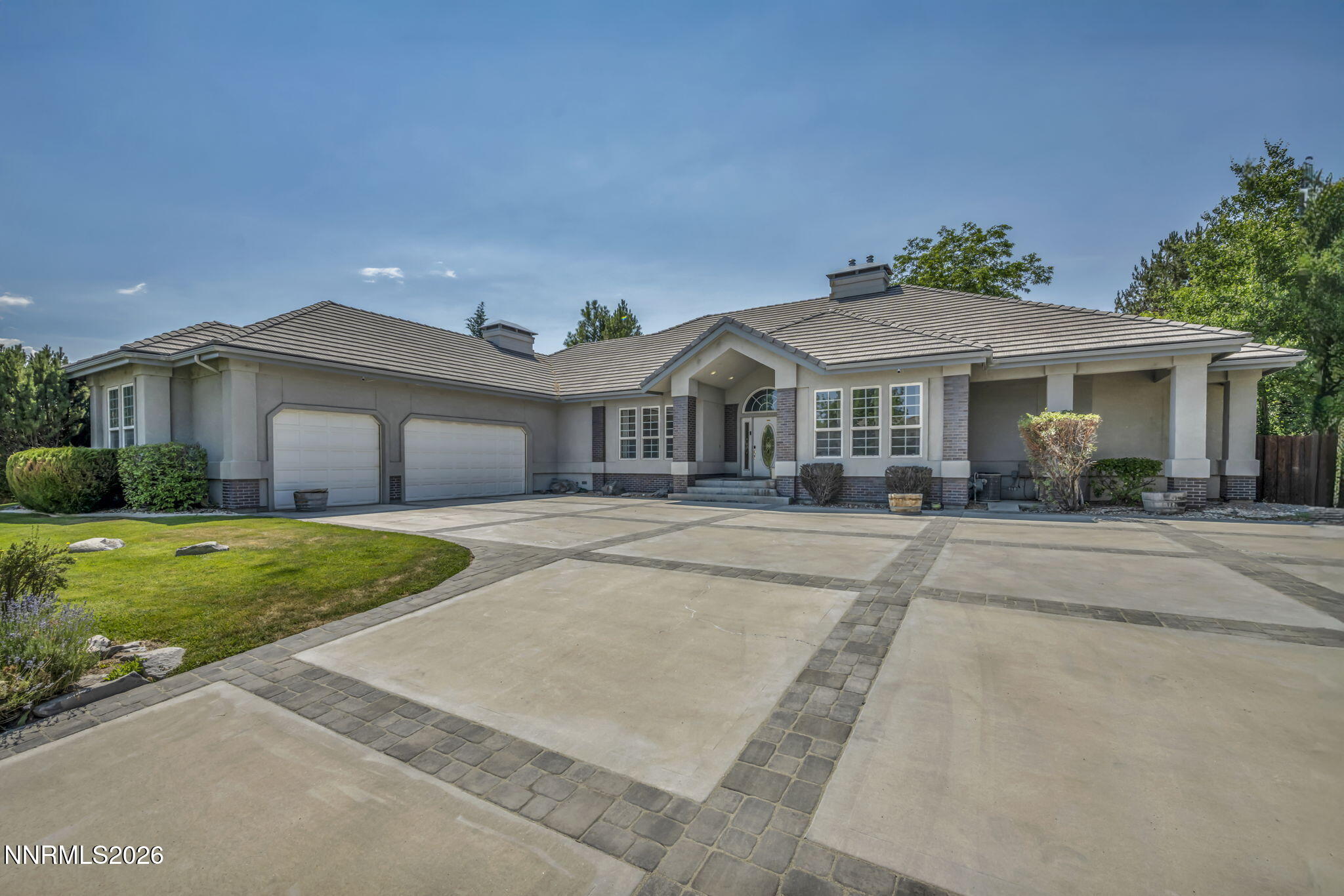 7305 Diamond Oaks Ct. Property Photo 2