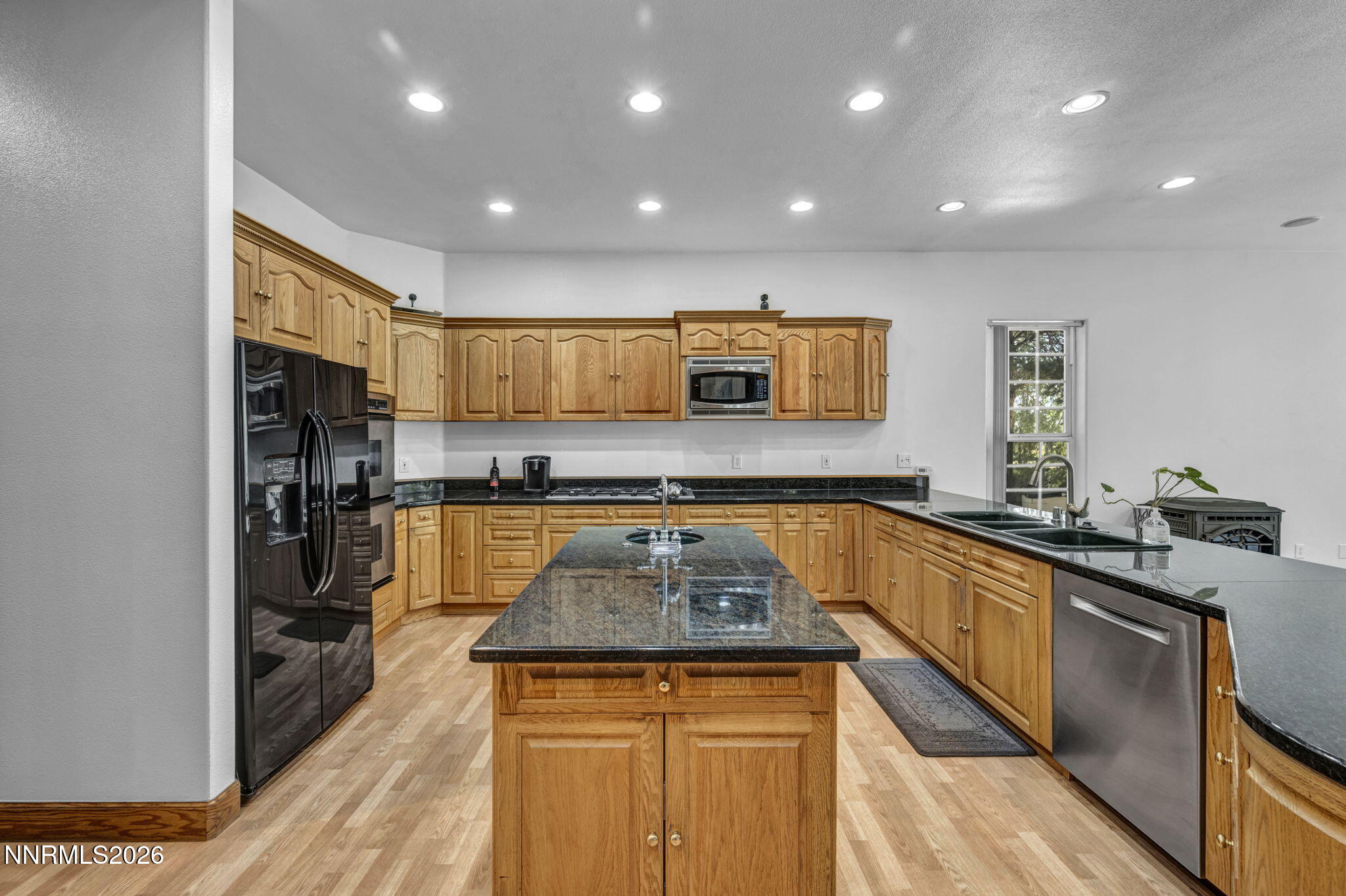 7305 Diamond Oaks Ct. Property Photo 23
